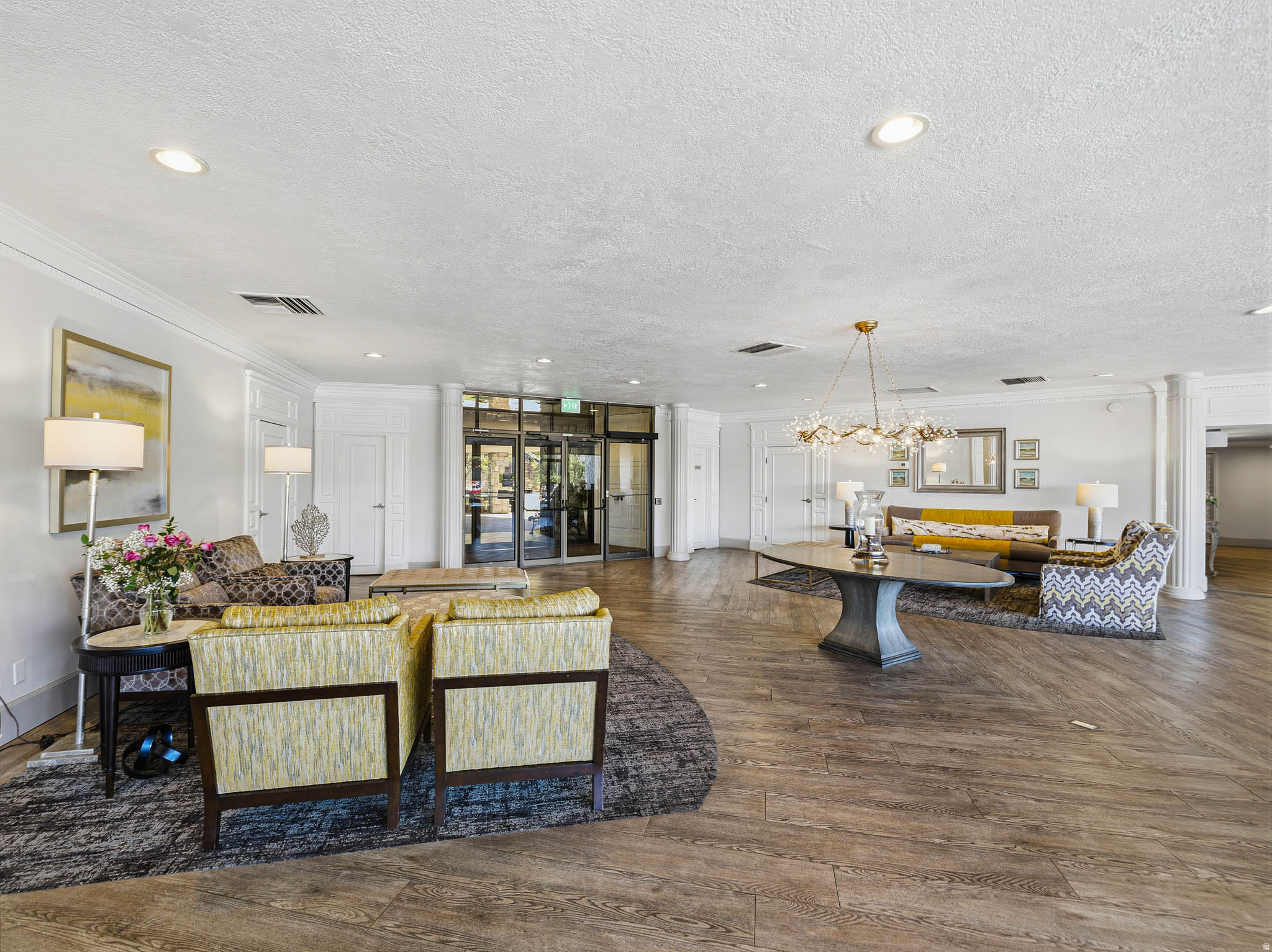 ZION SUMMIT - Residential