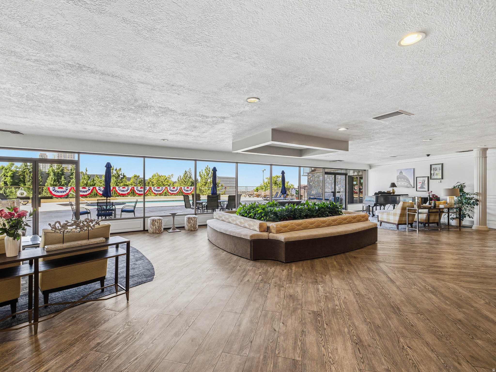 ZION SUMMIT - Residential