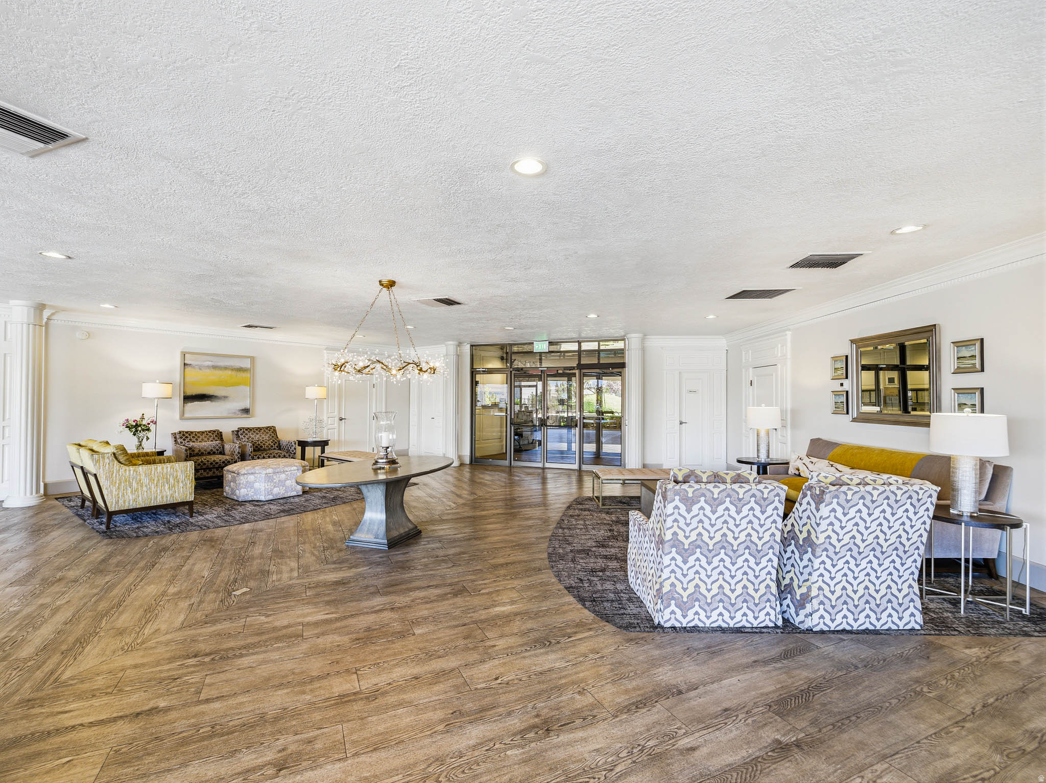 ZION SUMMIT - Residential