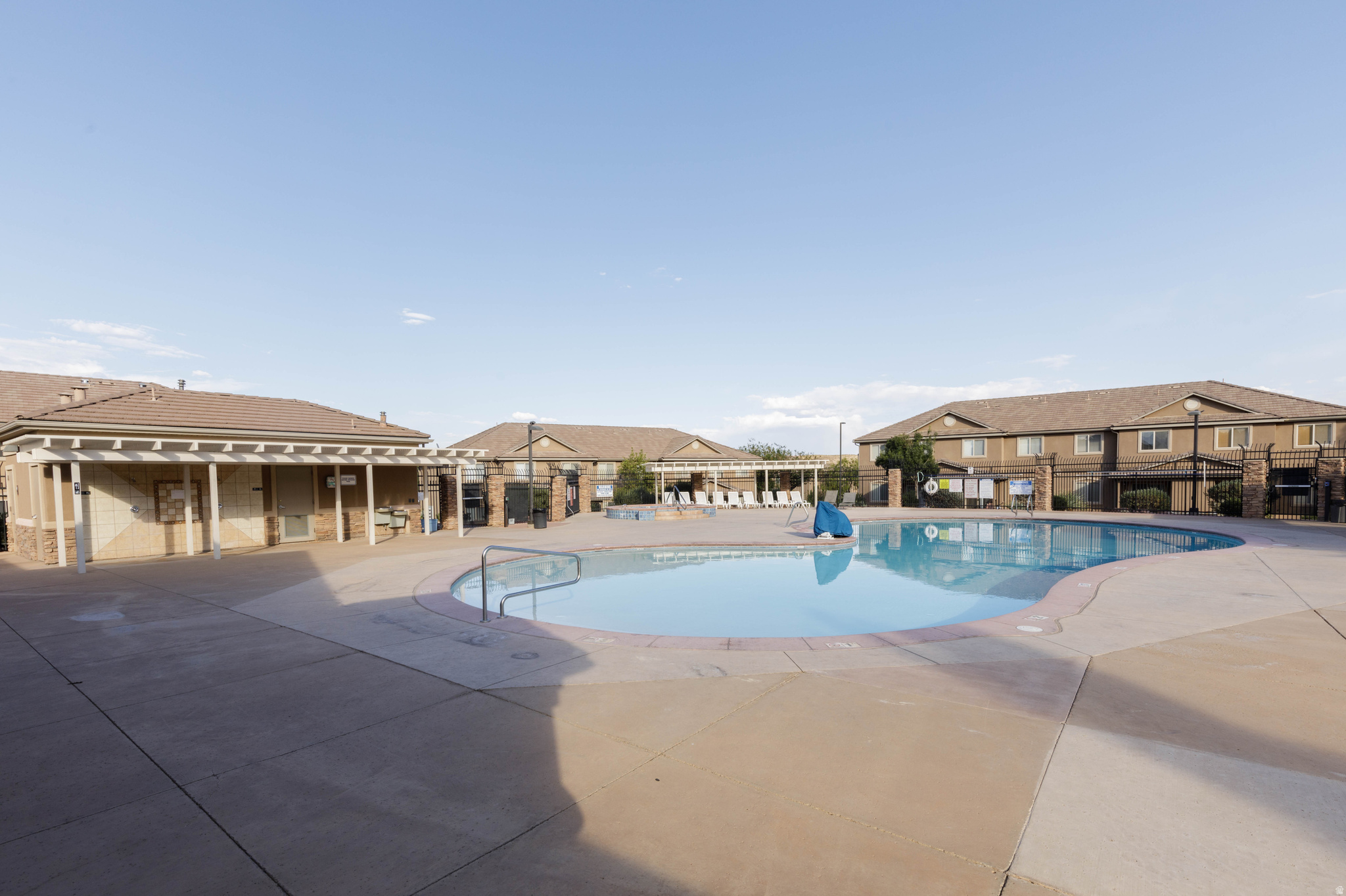 HIDDEN VALLEY TOWN HOMES PUD PH 1 - Residential