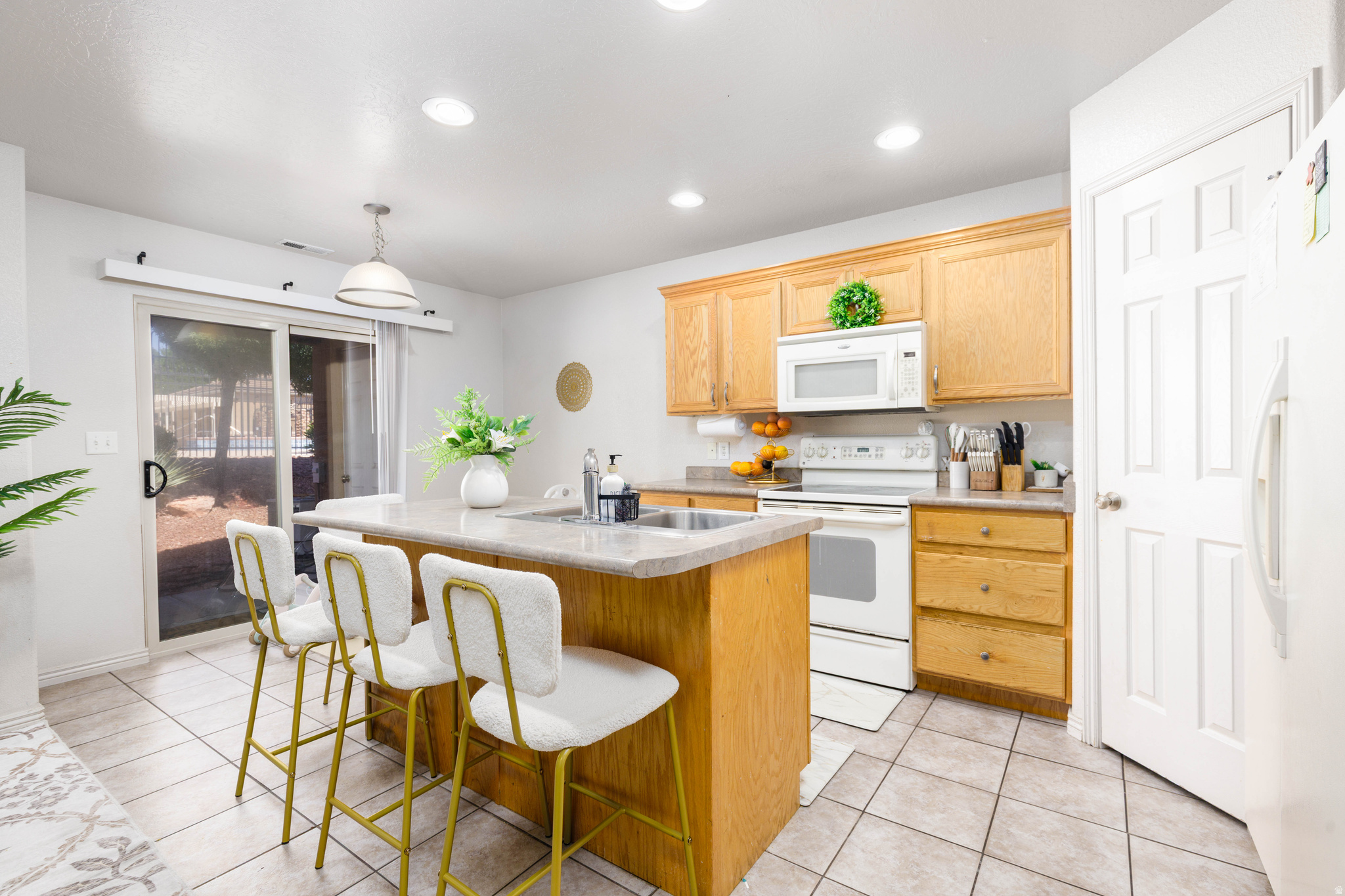 HIDDEN VALLEY TOWN HOMES PUD PH 1 - Residential