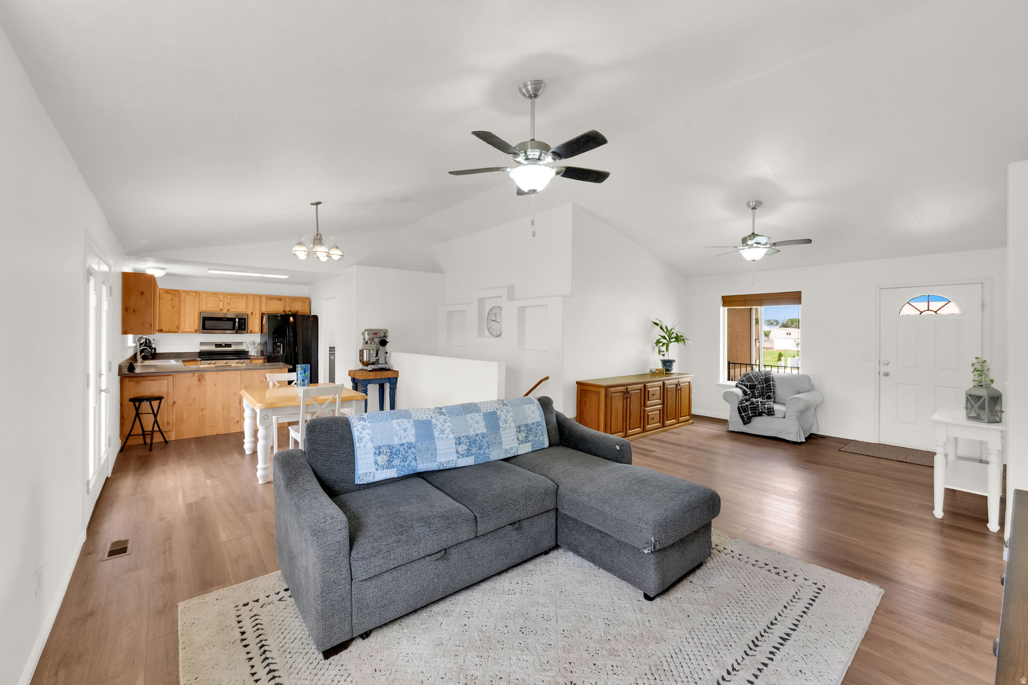 COTTONWOOD - Residential