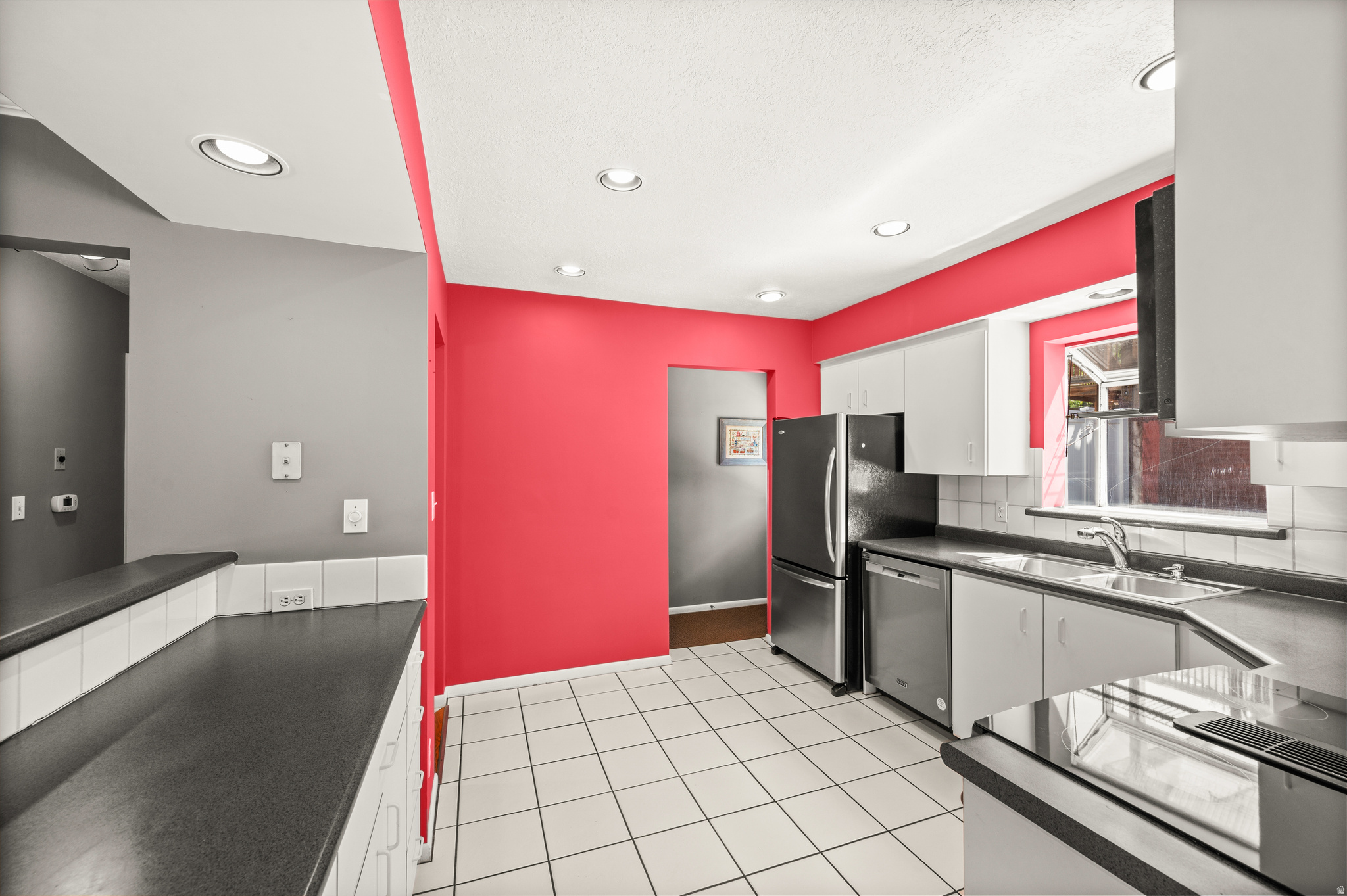 LAURELHURST - Residential