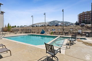 SILVERADO - Residential