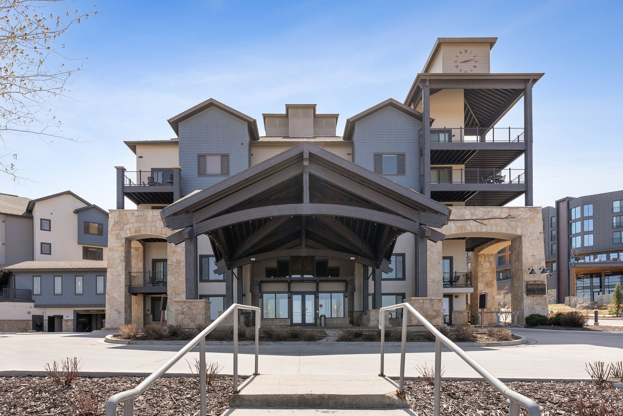SILVERADO - Residential