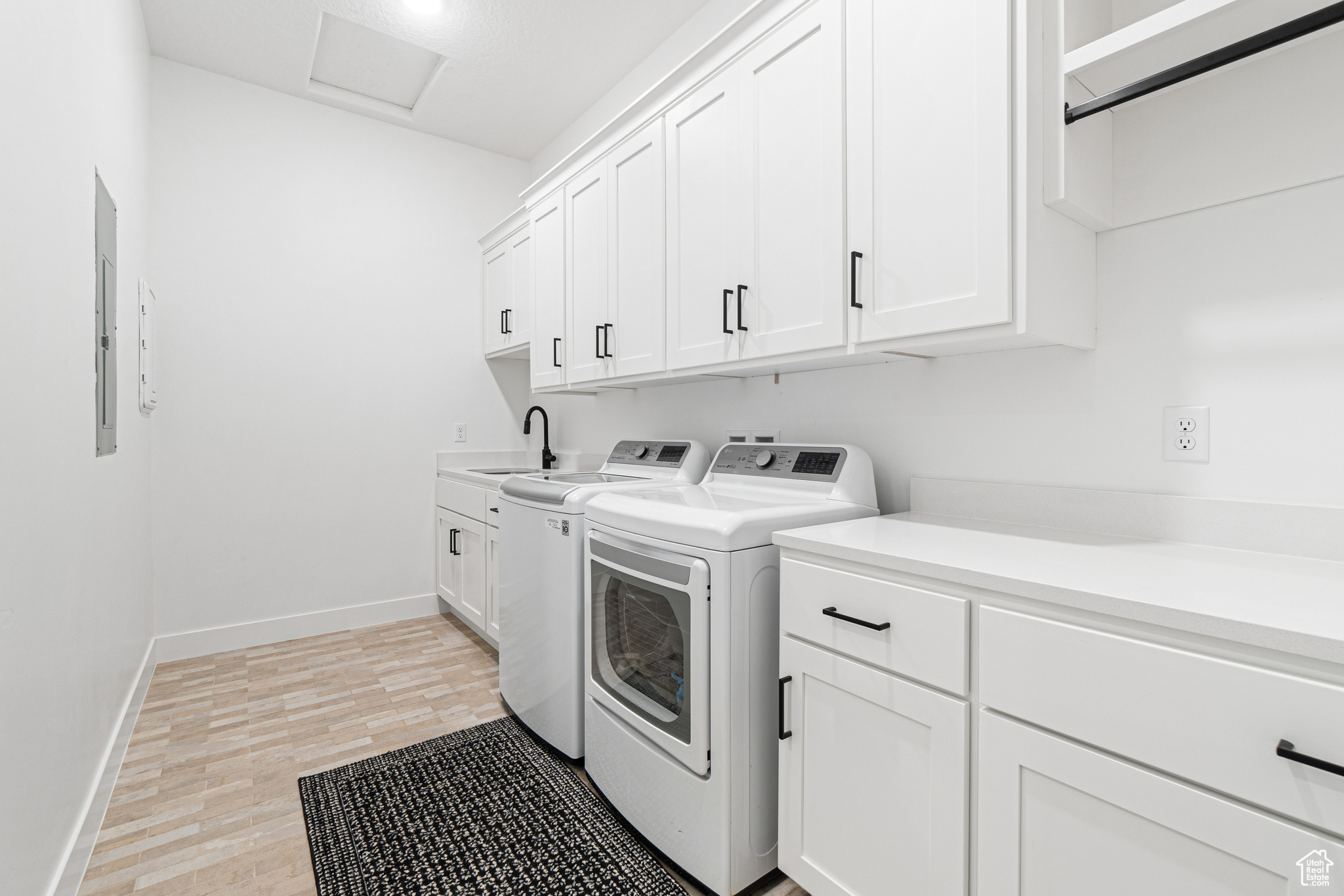 DESERT COVE PH 3 - Residential