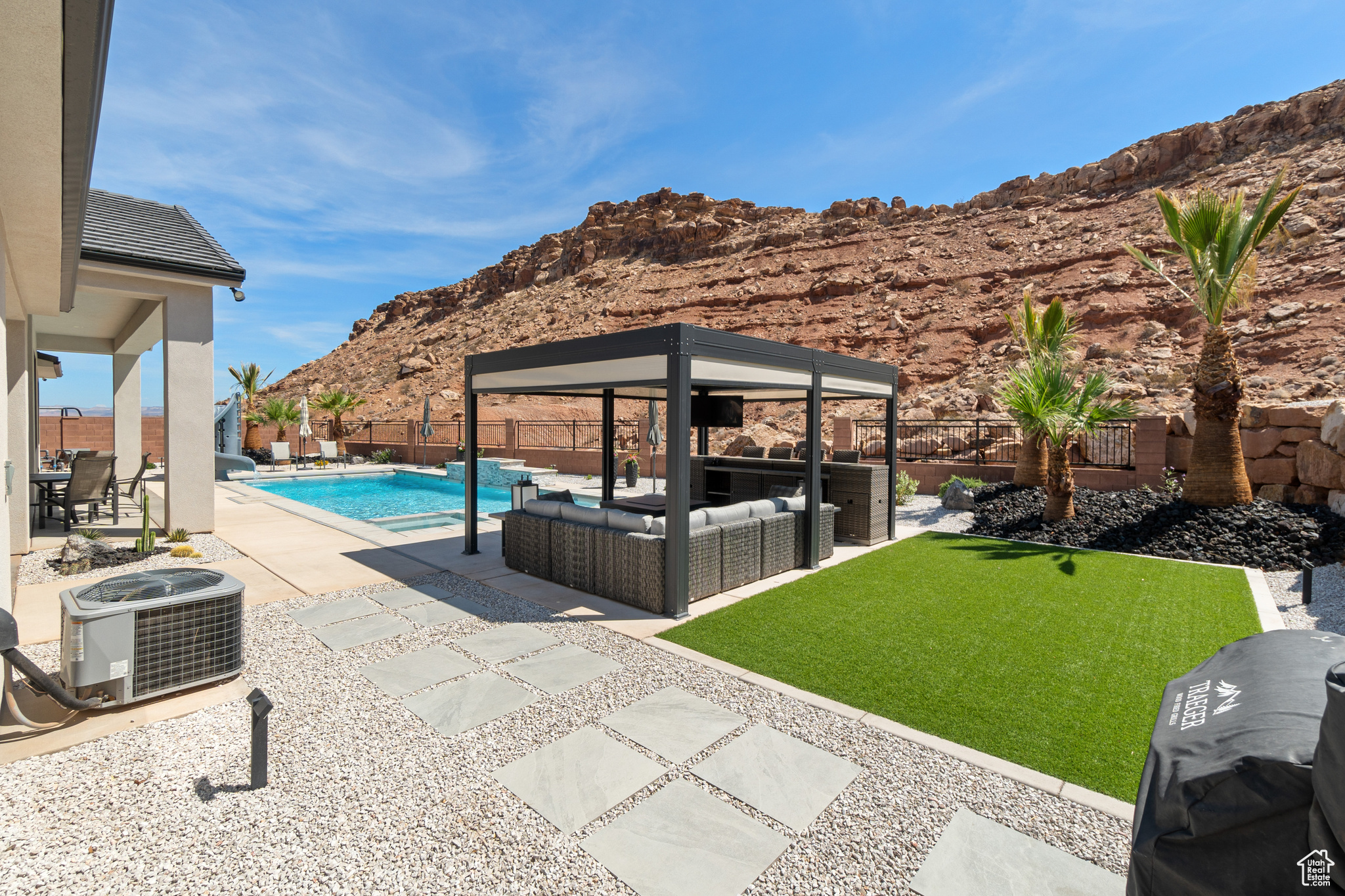 DESERT COVE PH 3 - Residential