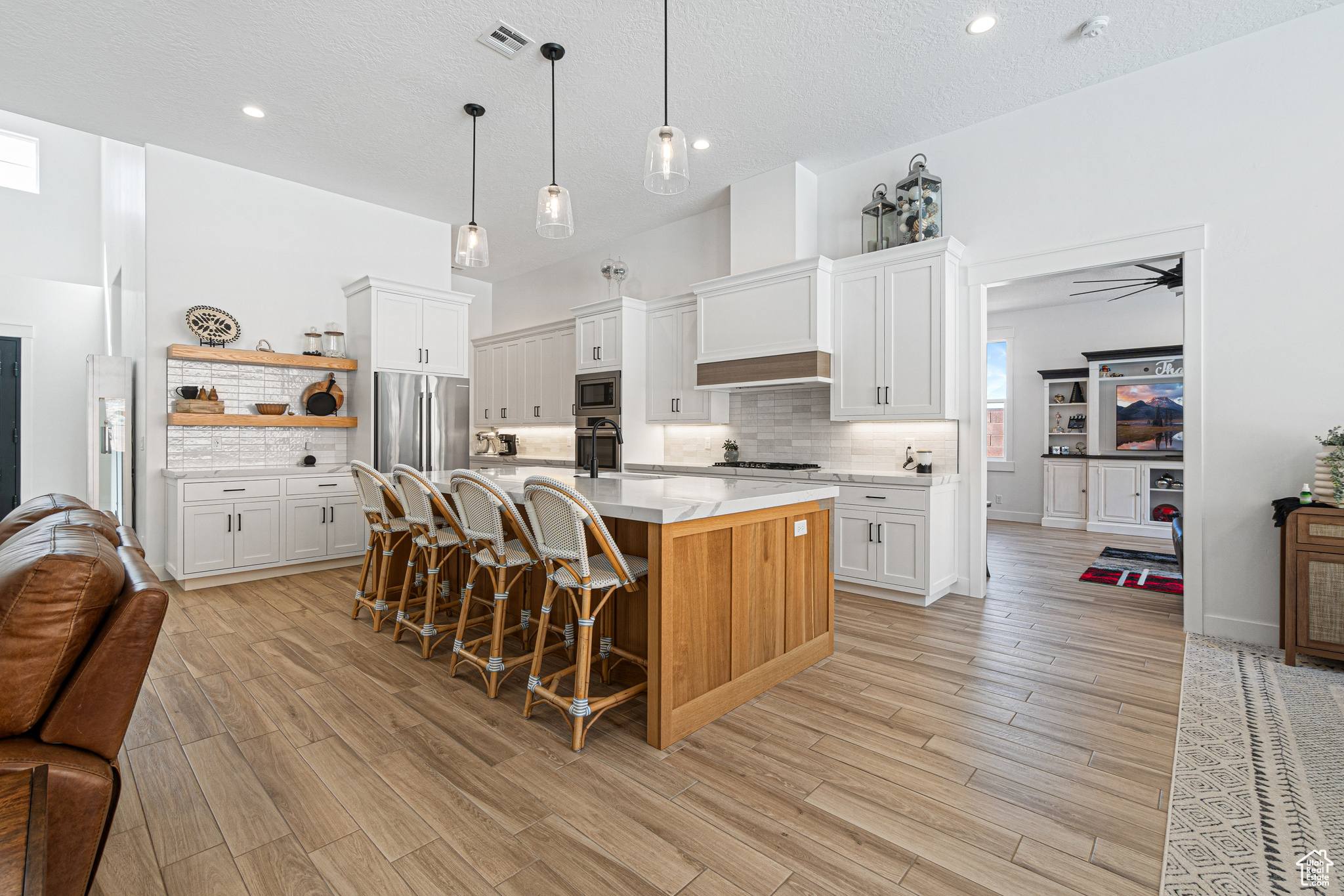 DESERT COVE PH 3 - Residential