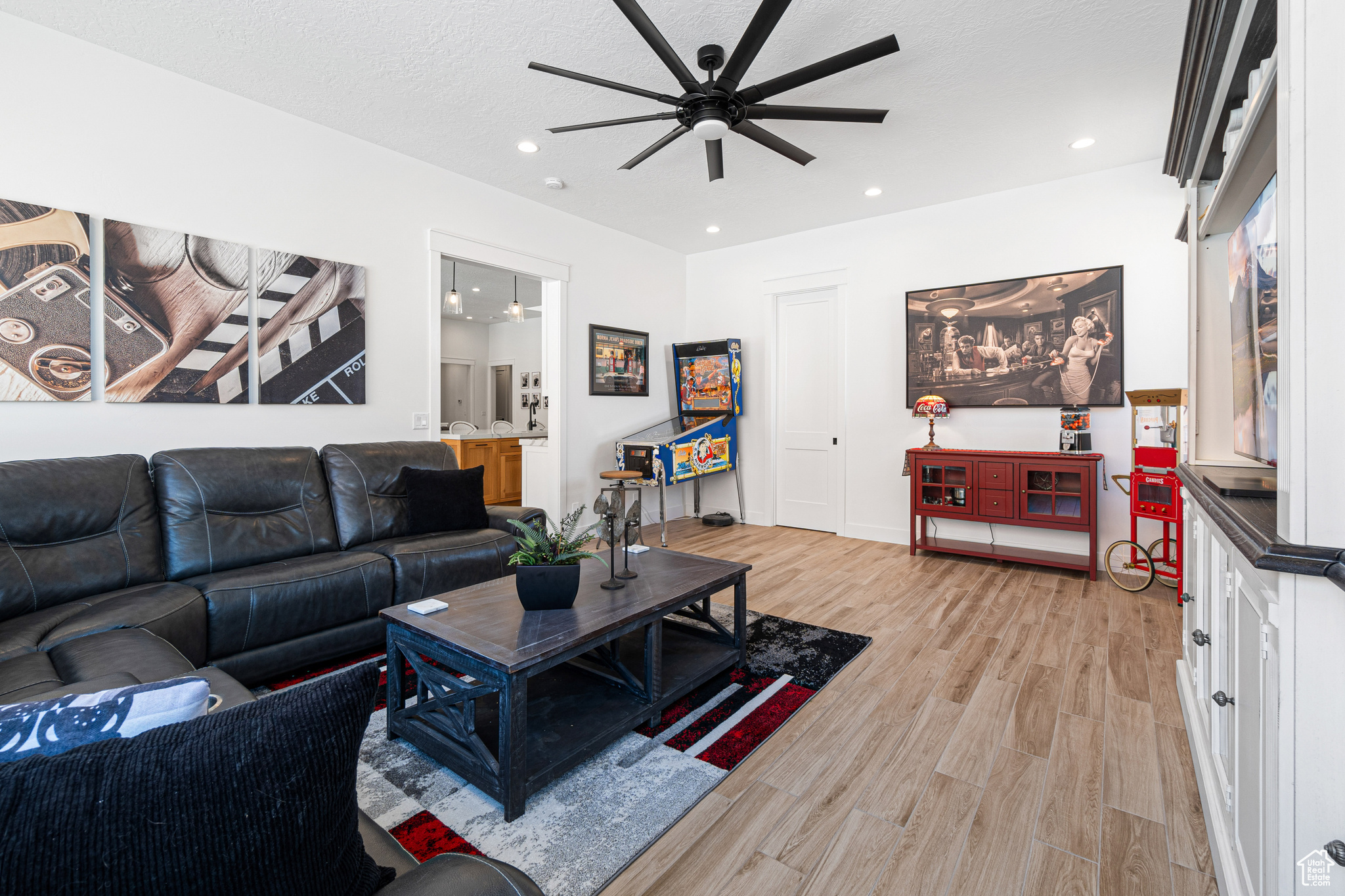 DESERT COVE PH 3 - Residential