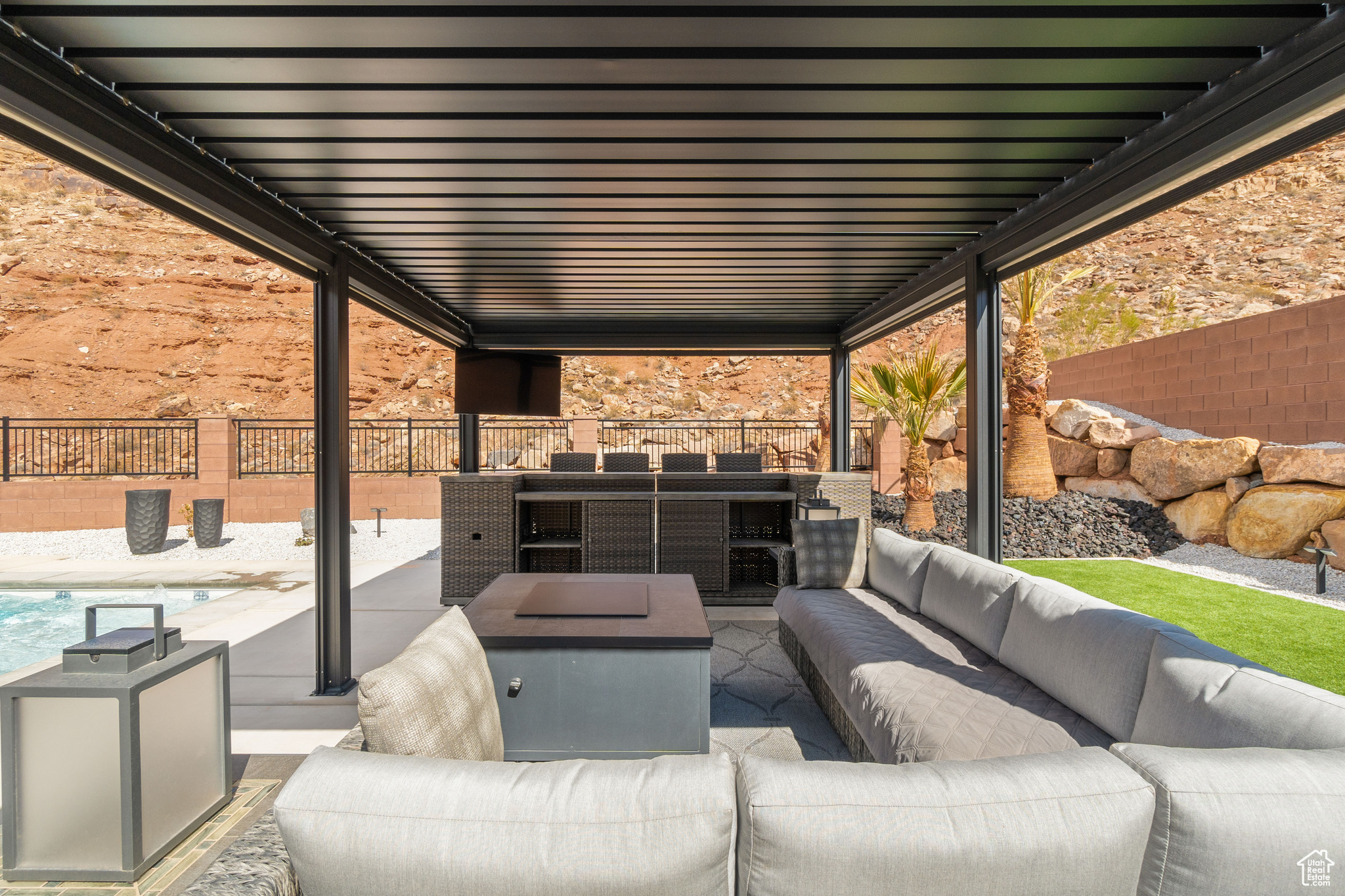 DESERT COVE PH 3 - Residential