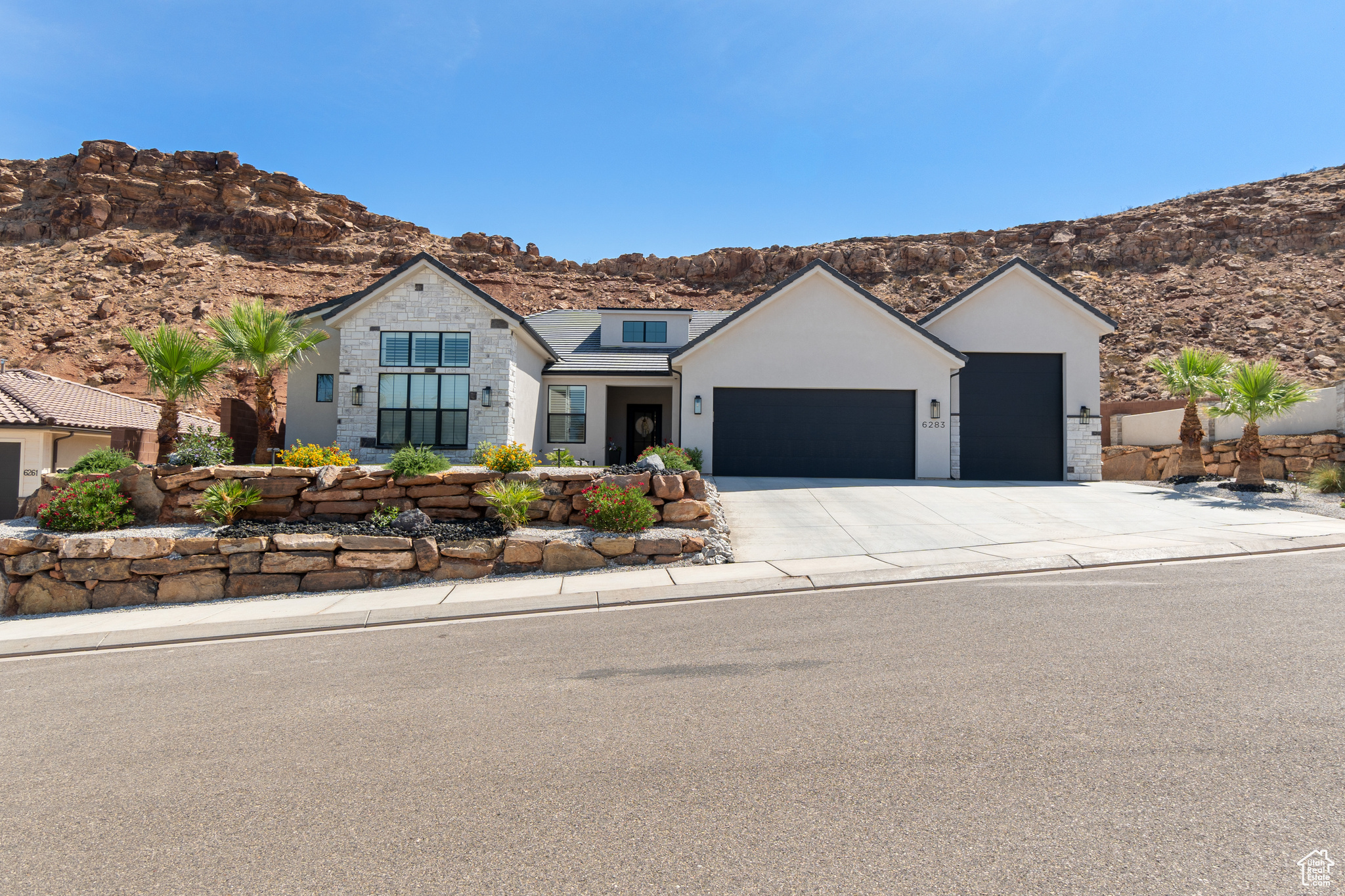 DESERT COVE PH 3 - Residential