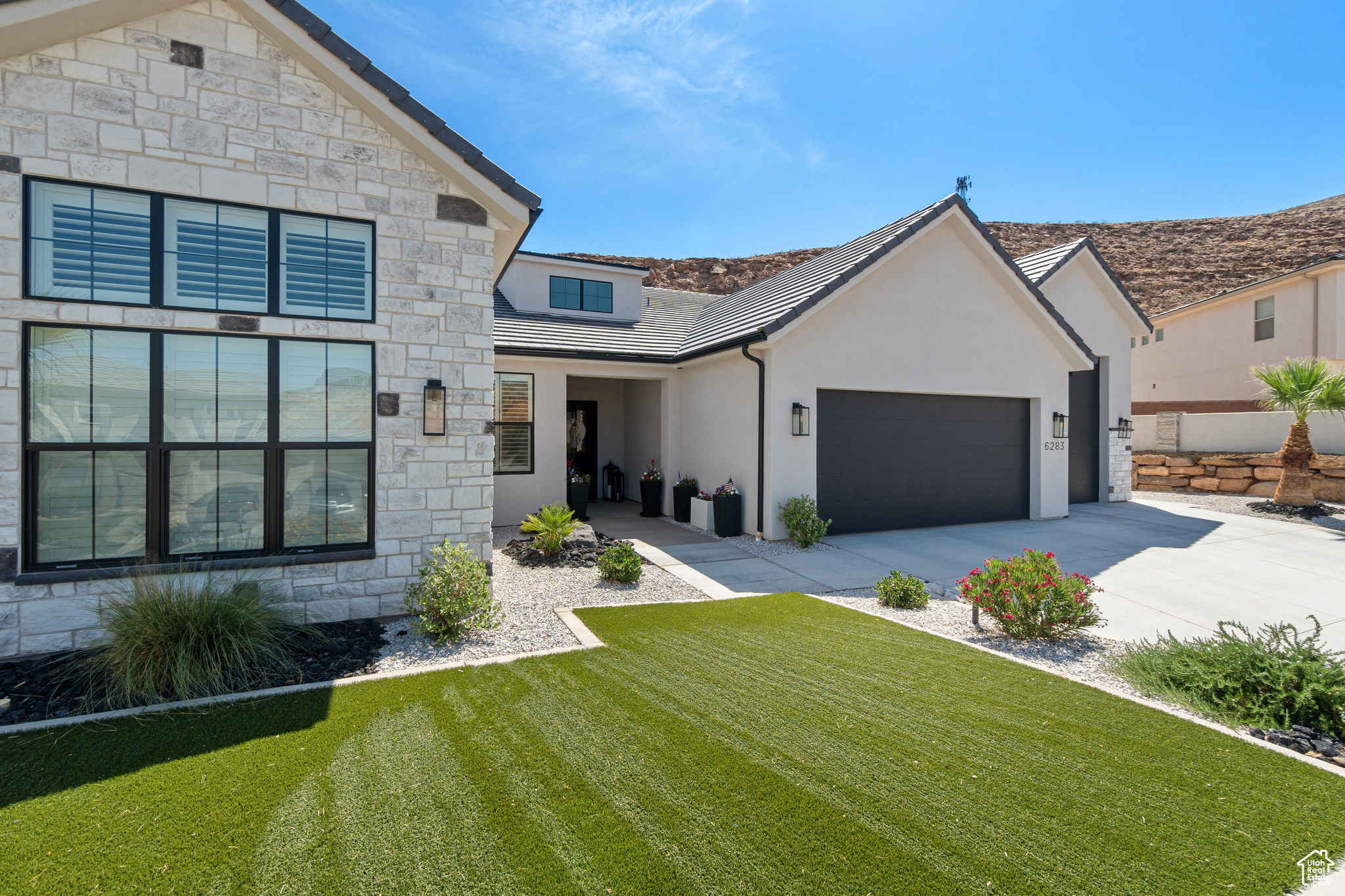 DESERT COVE PH 3 - Residential