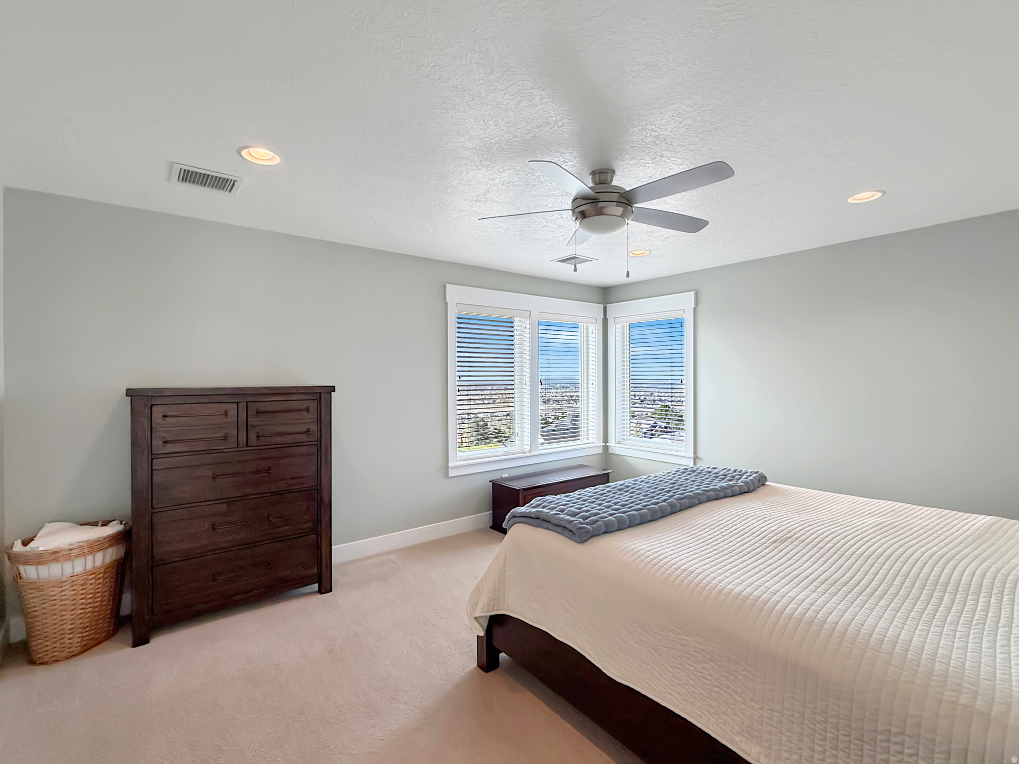 DEER CREST - Residential
