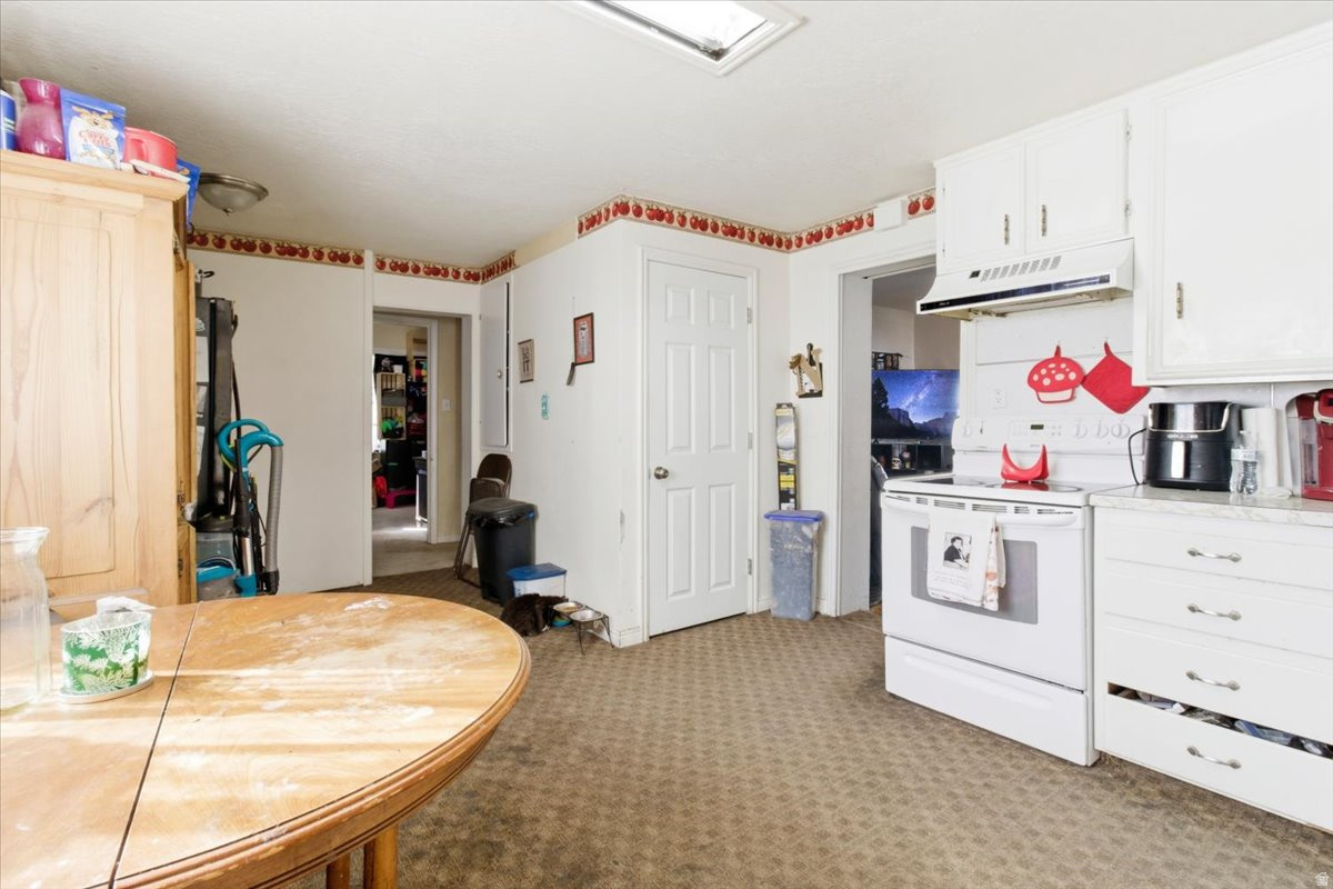 YOUNG PROPERTY - Residential