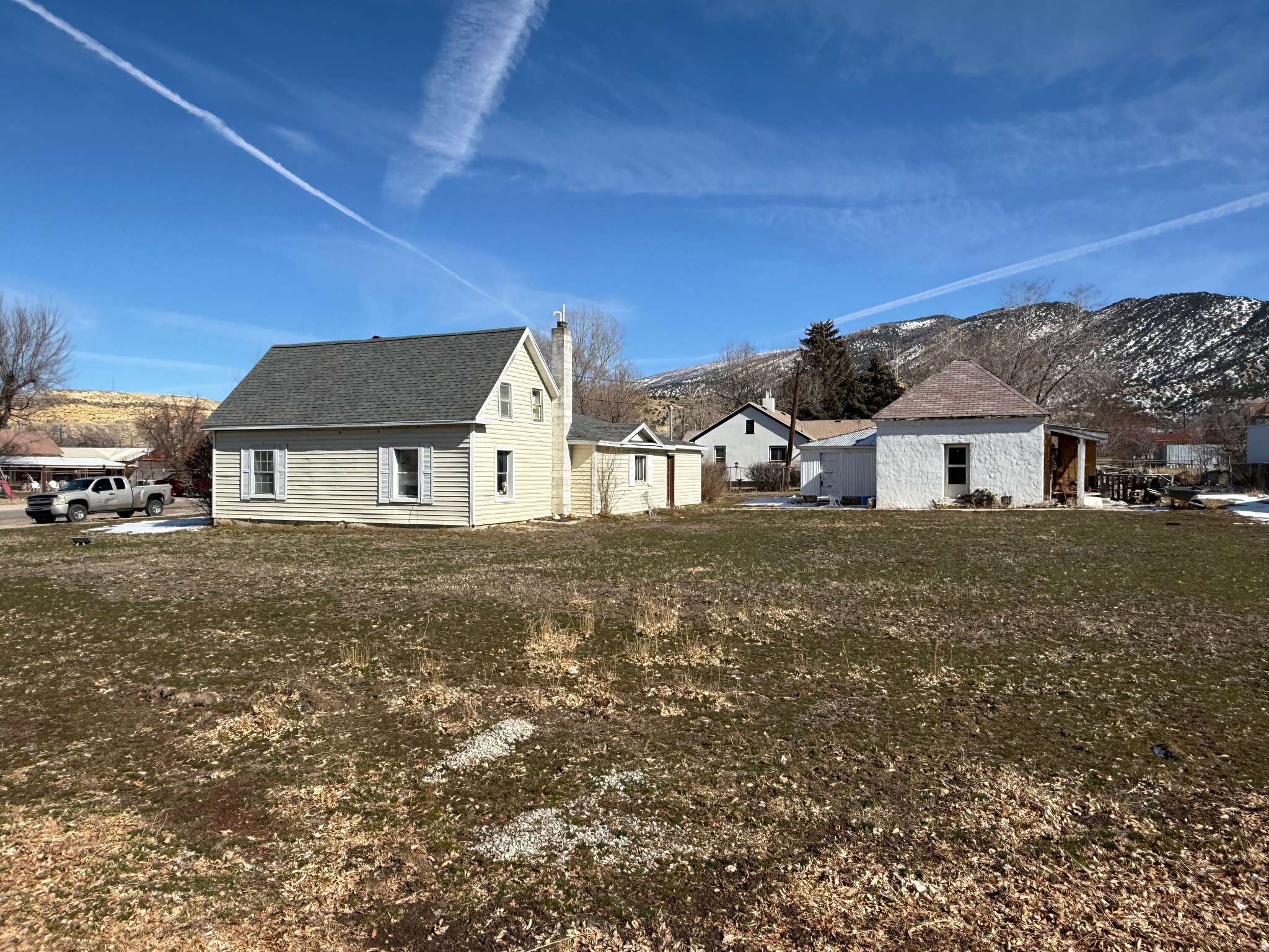 YOUNG PROPERTY - Residential