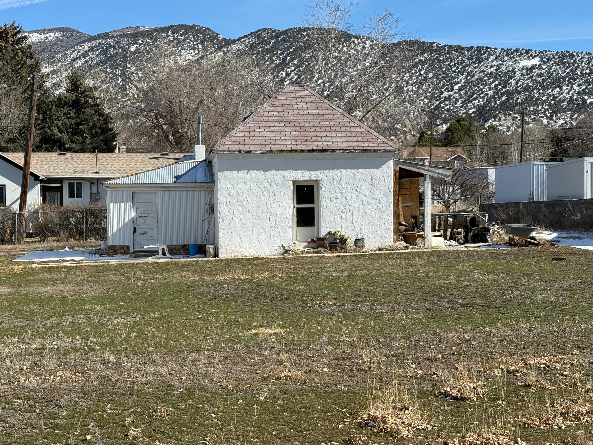 YOUNG PROPERTY - Residential