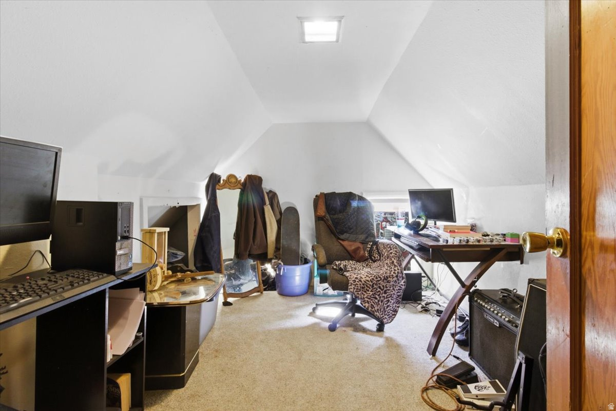 YOUNG PROPERTY - Residential