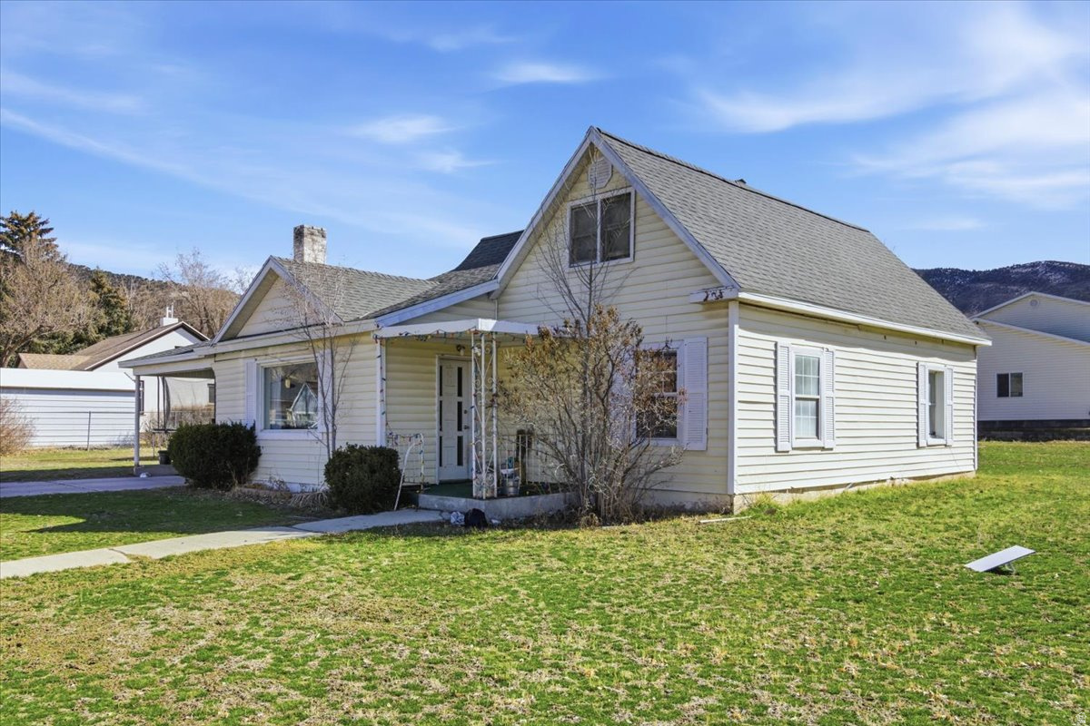 YOUNG PROPERTY - Residential
