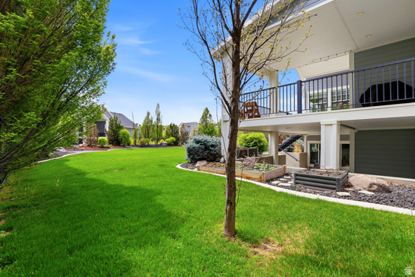 LOOMIS VILLAGE PHASE 1 - Residential