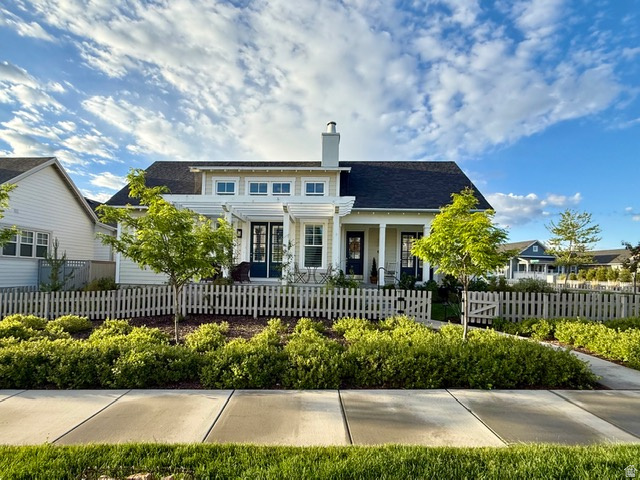 DAYBREAK - Residential