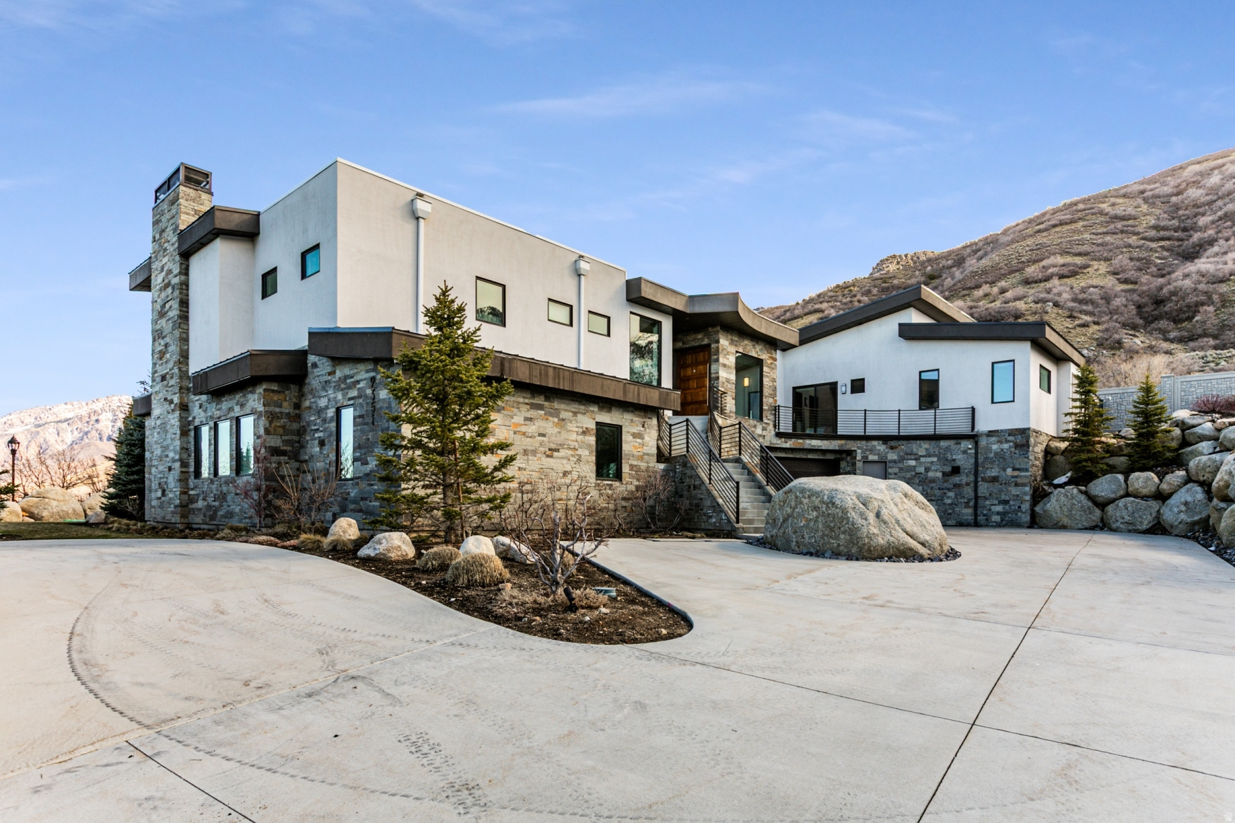 RADIUS CURVE - Residential