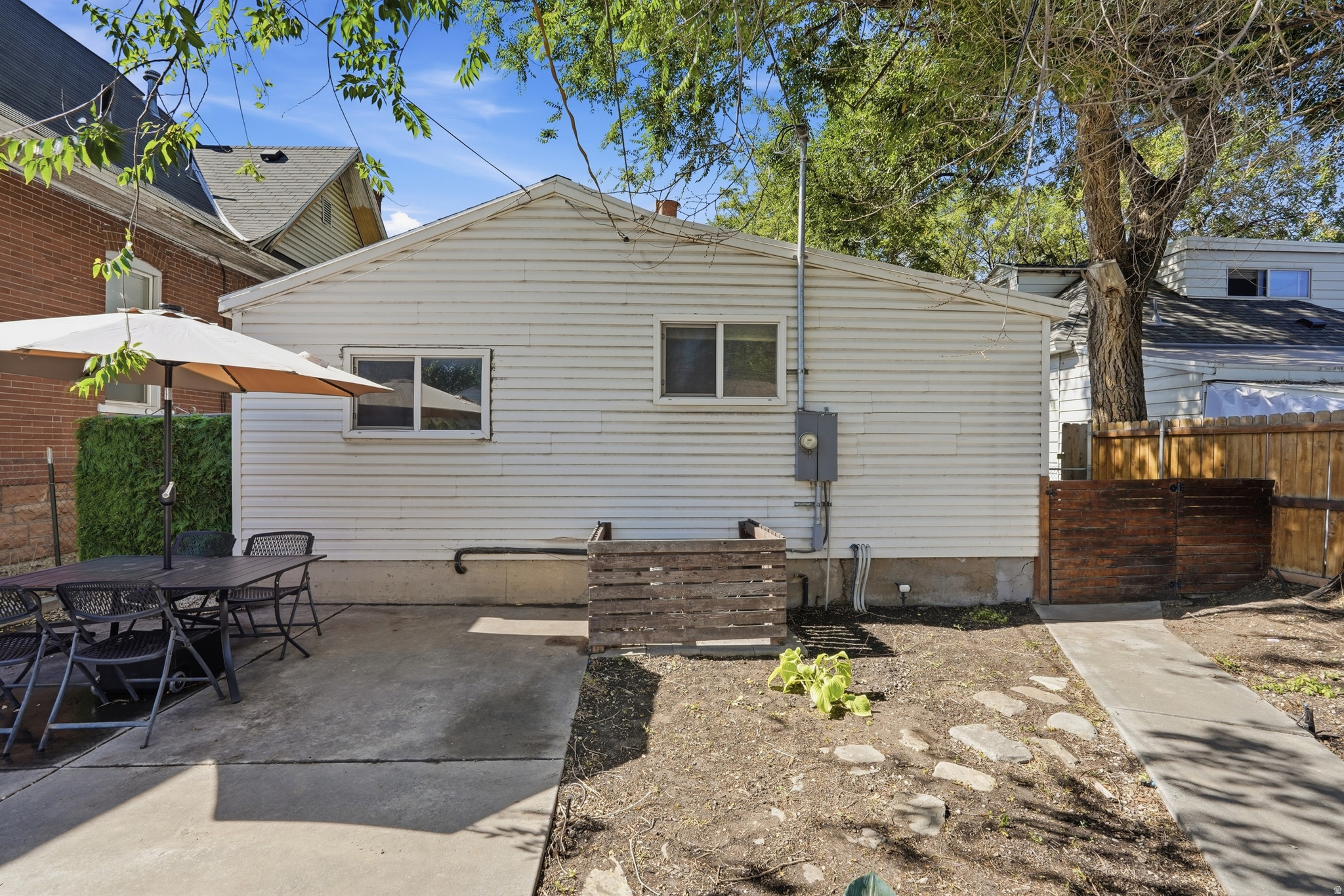 POPLAR GROVE - Residential