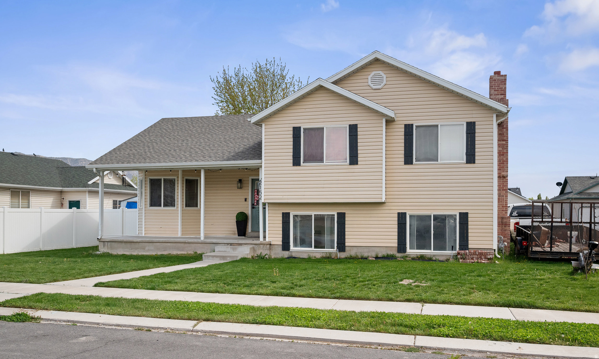 MOUNTAIN VIEW - Residential