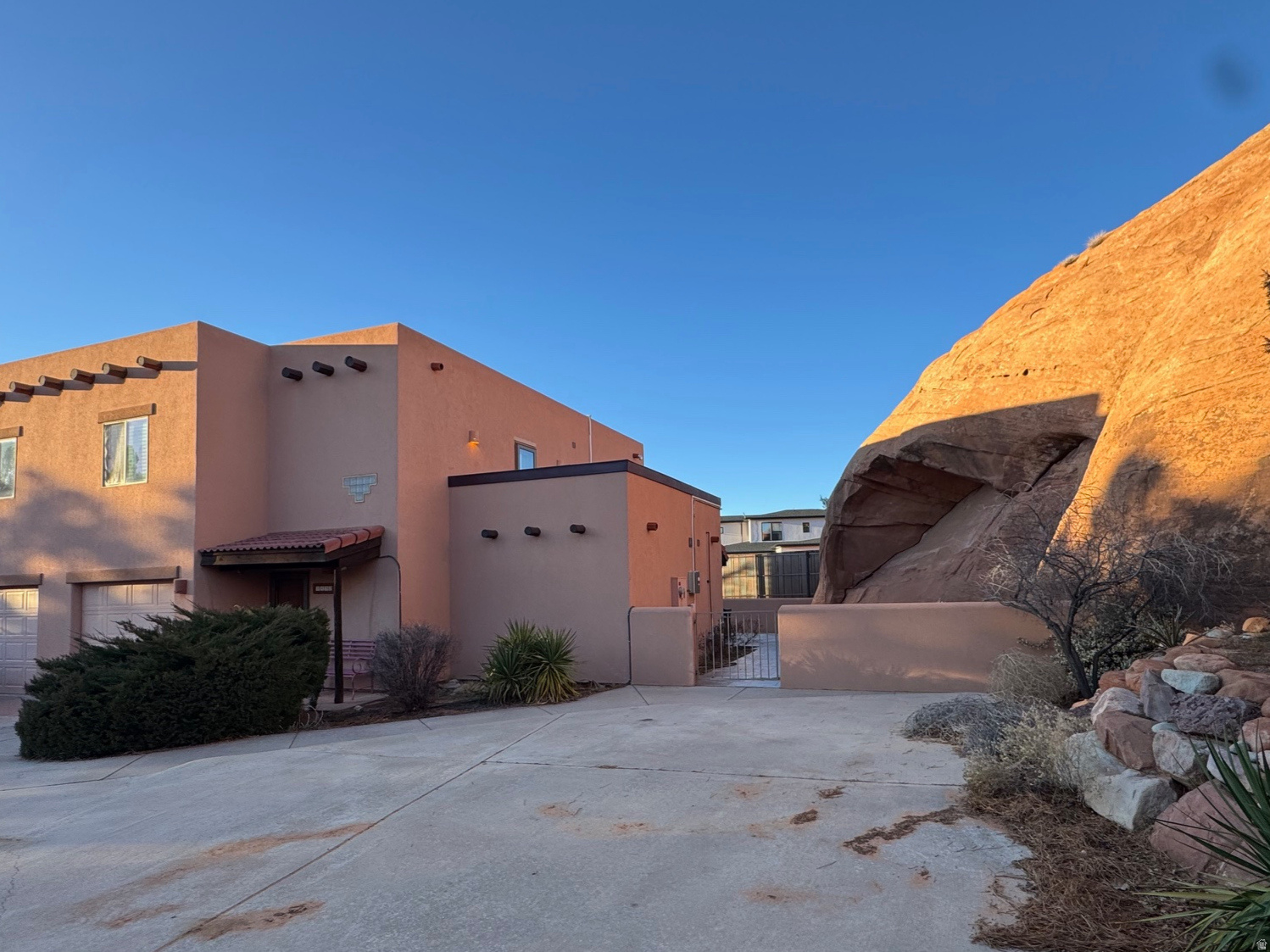 PUESTA DEL SOL - Residential