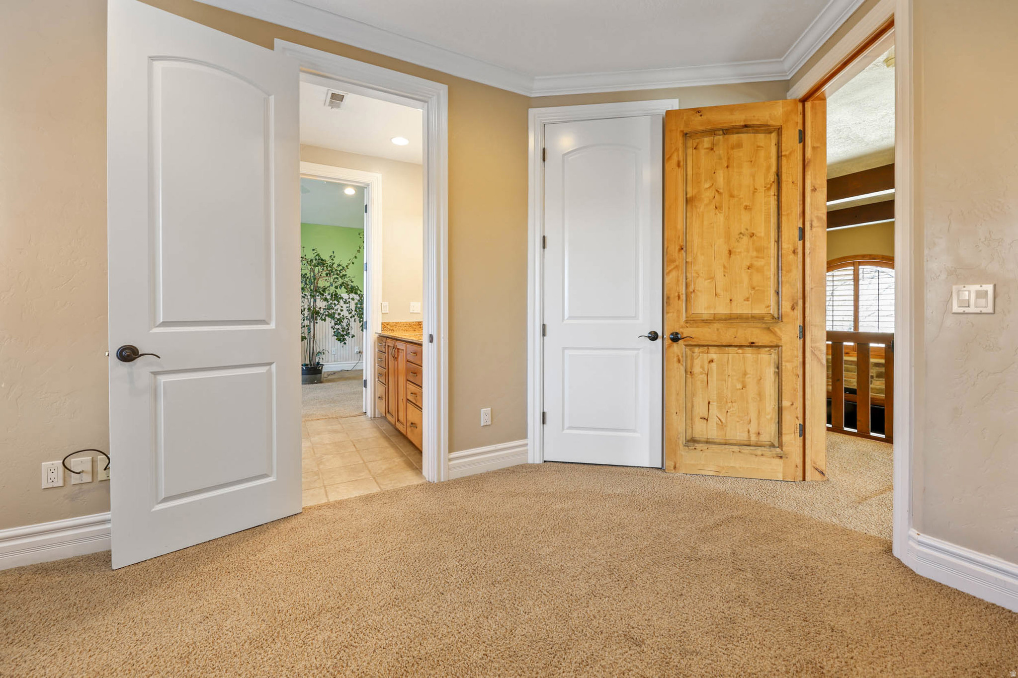 TOLCATE WOODS - Residential