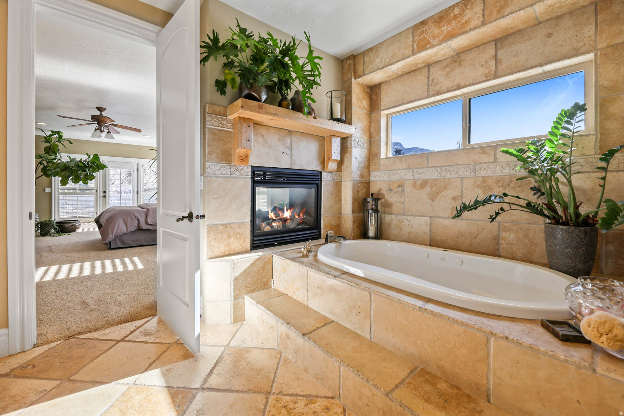 TOLCATE WOODS - Residential