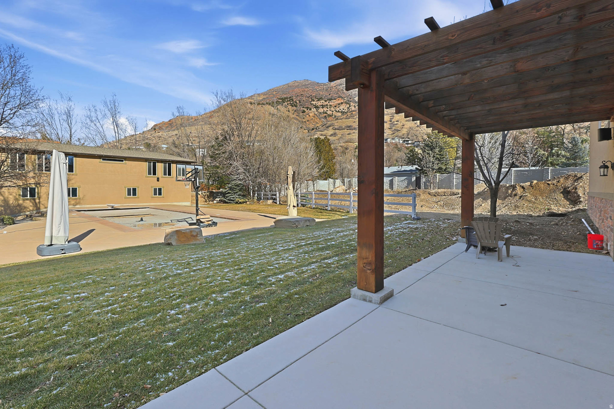 TOLCATE WOODS - Residential