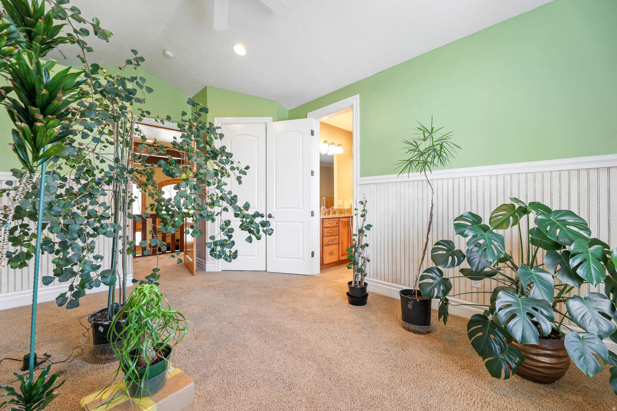 TOLCATE WOODS - Residential