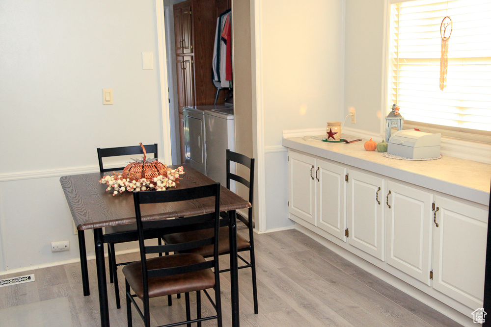 PALATIAL LIVING - Residential
