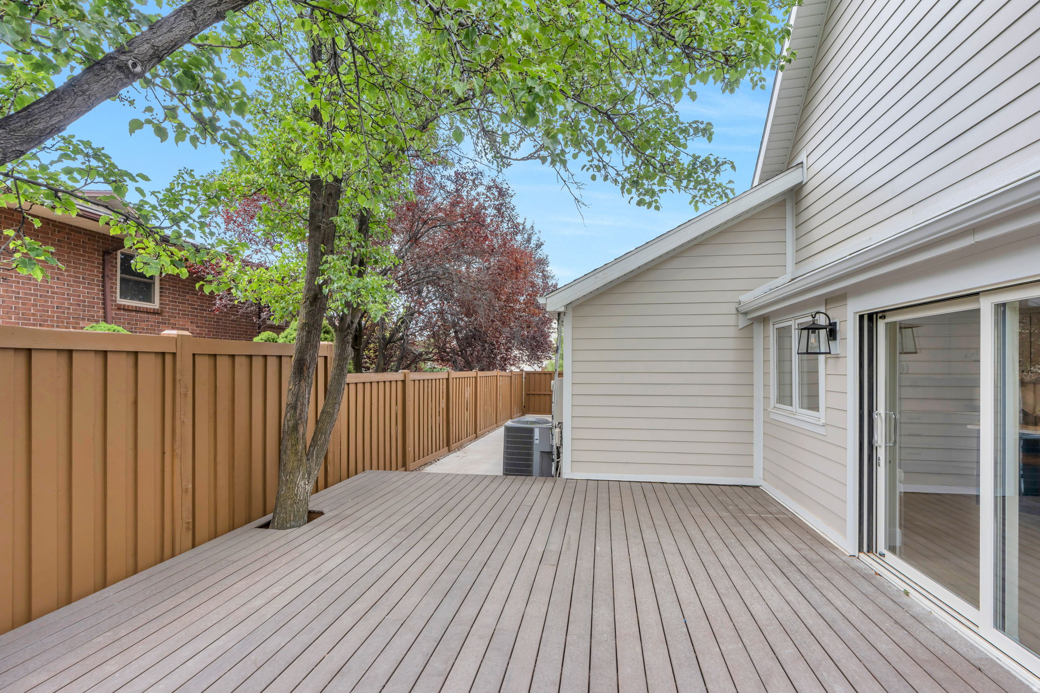 BRENTON WOODS - Residential