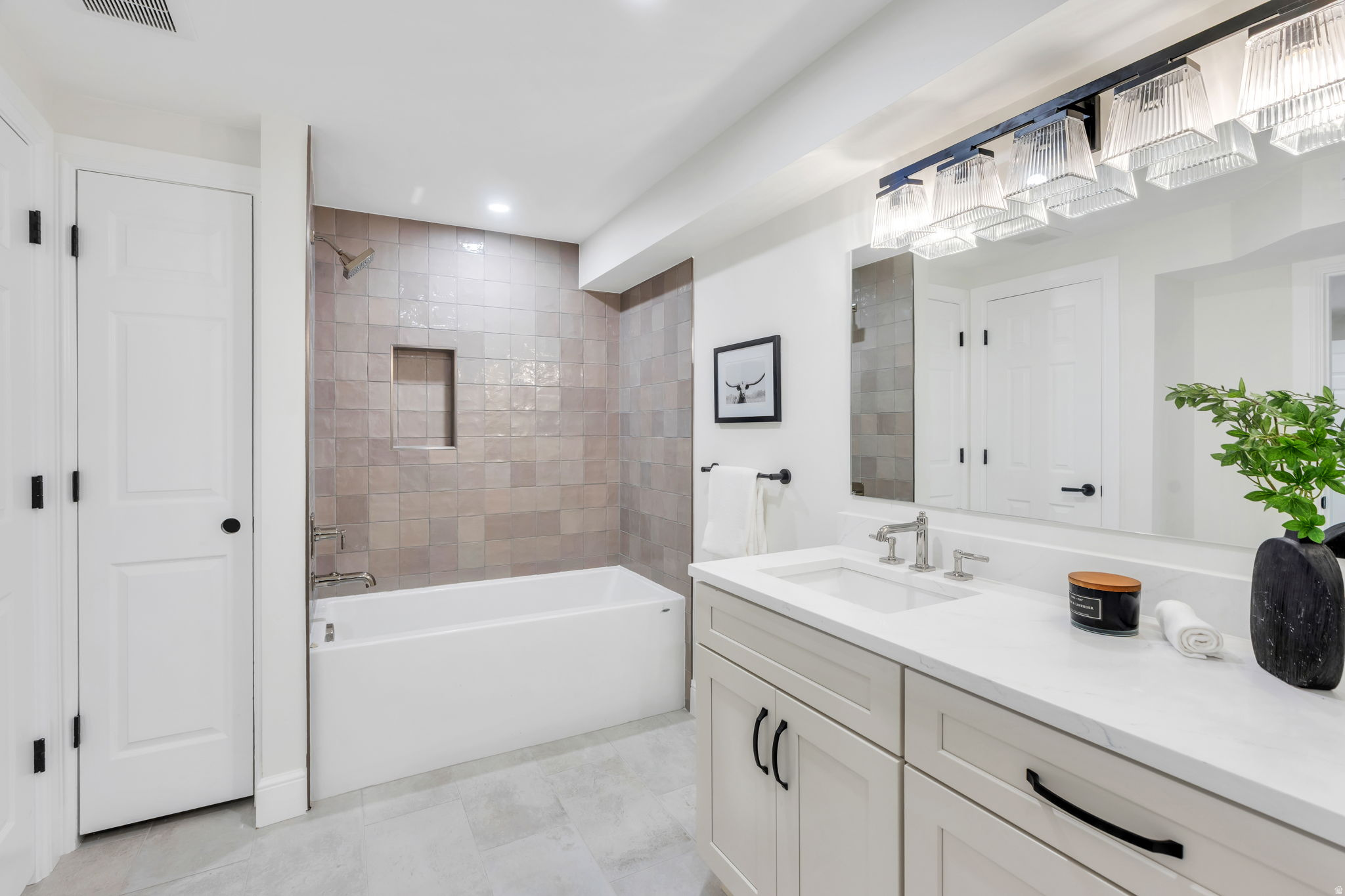 BRENTON WOODS - Residential