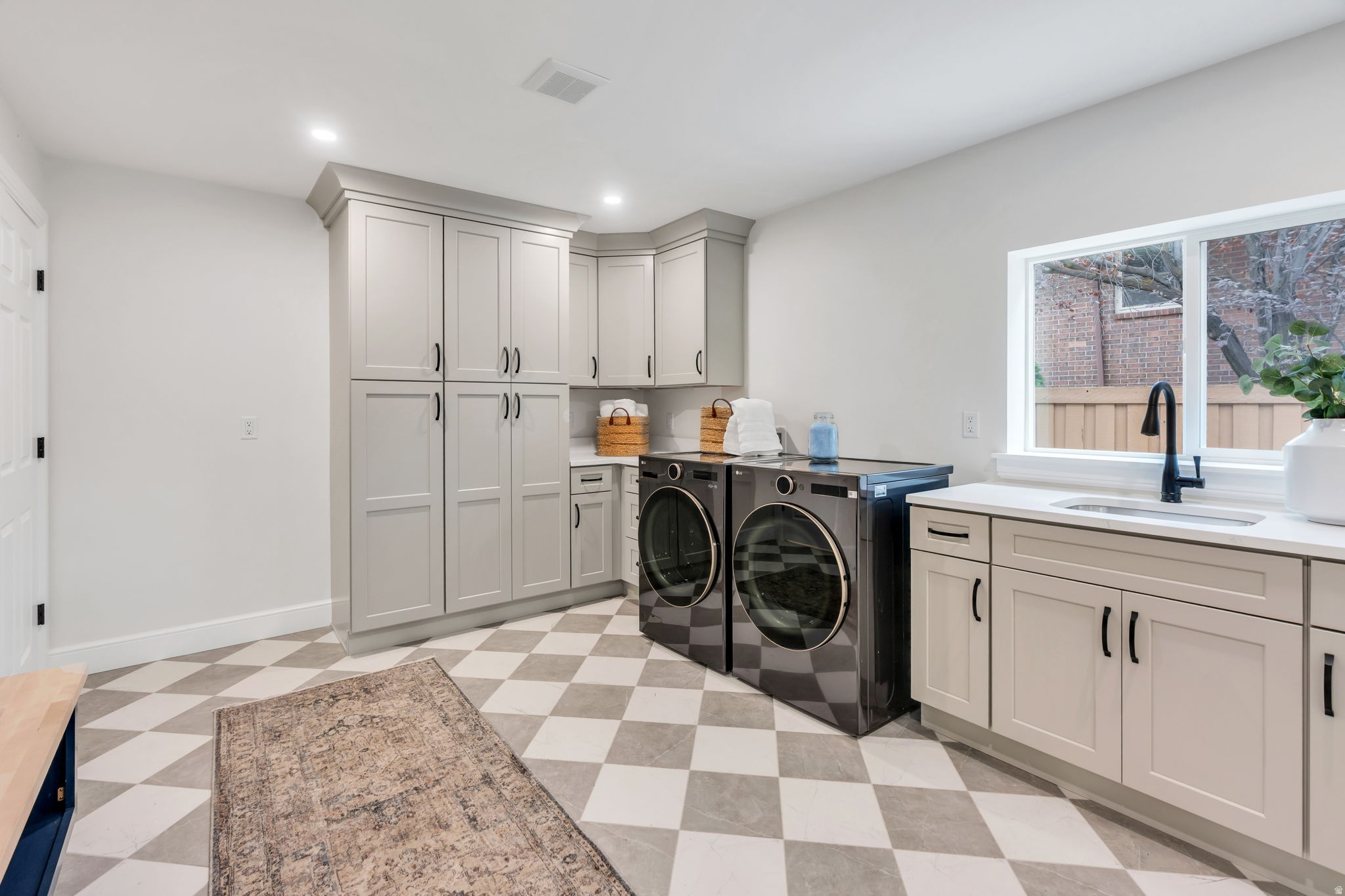 BRENTON WOODS - Residential