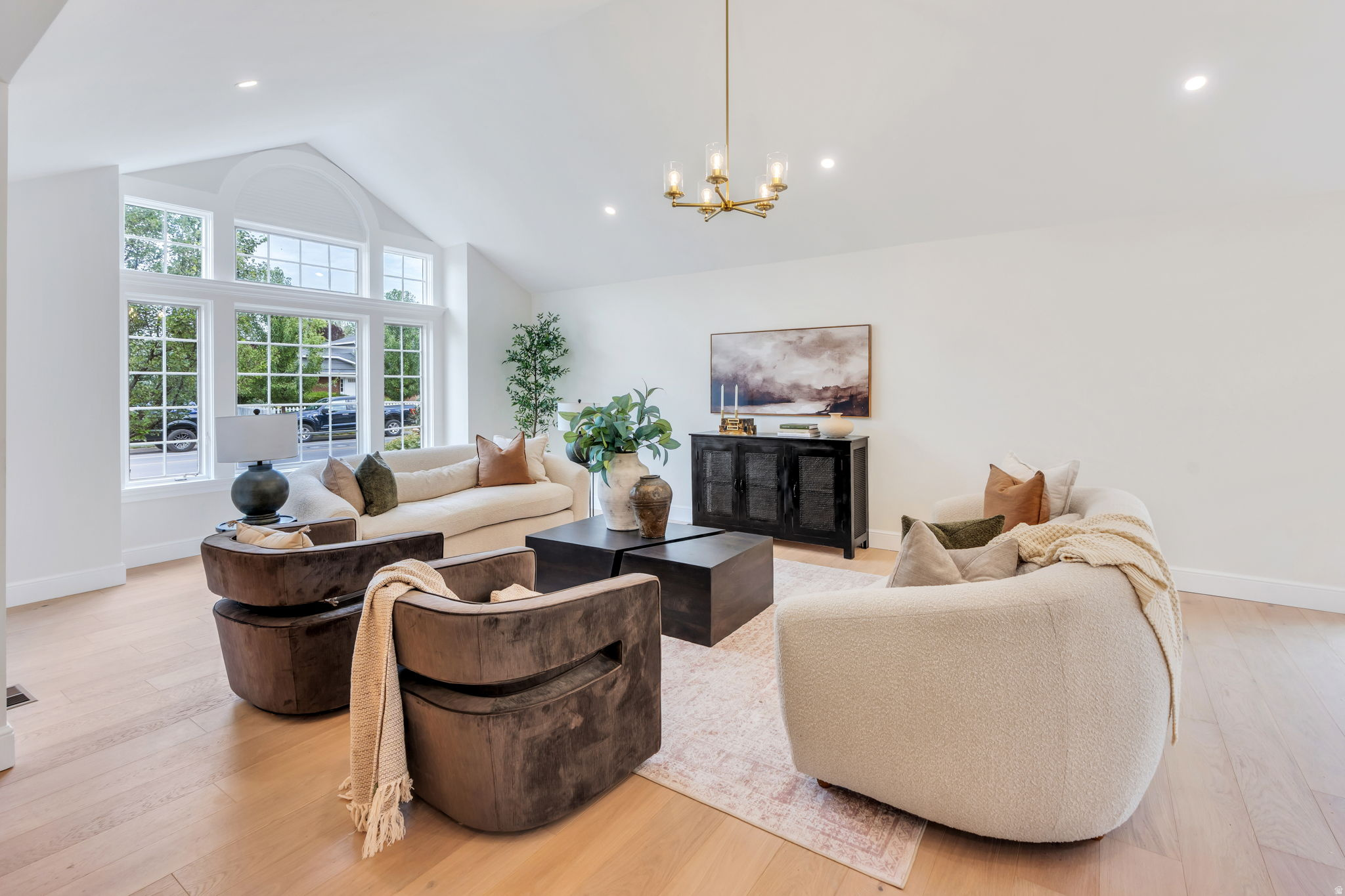 BRENTON WOODS - Residential
