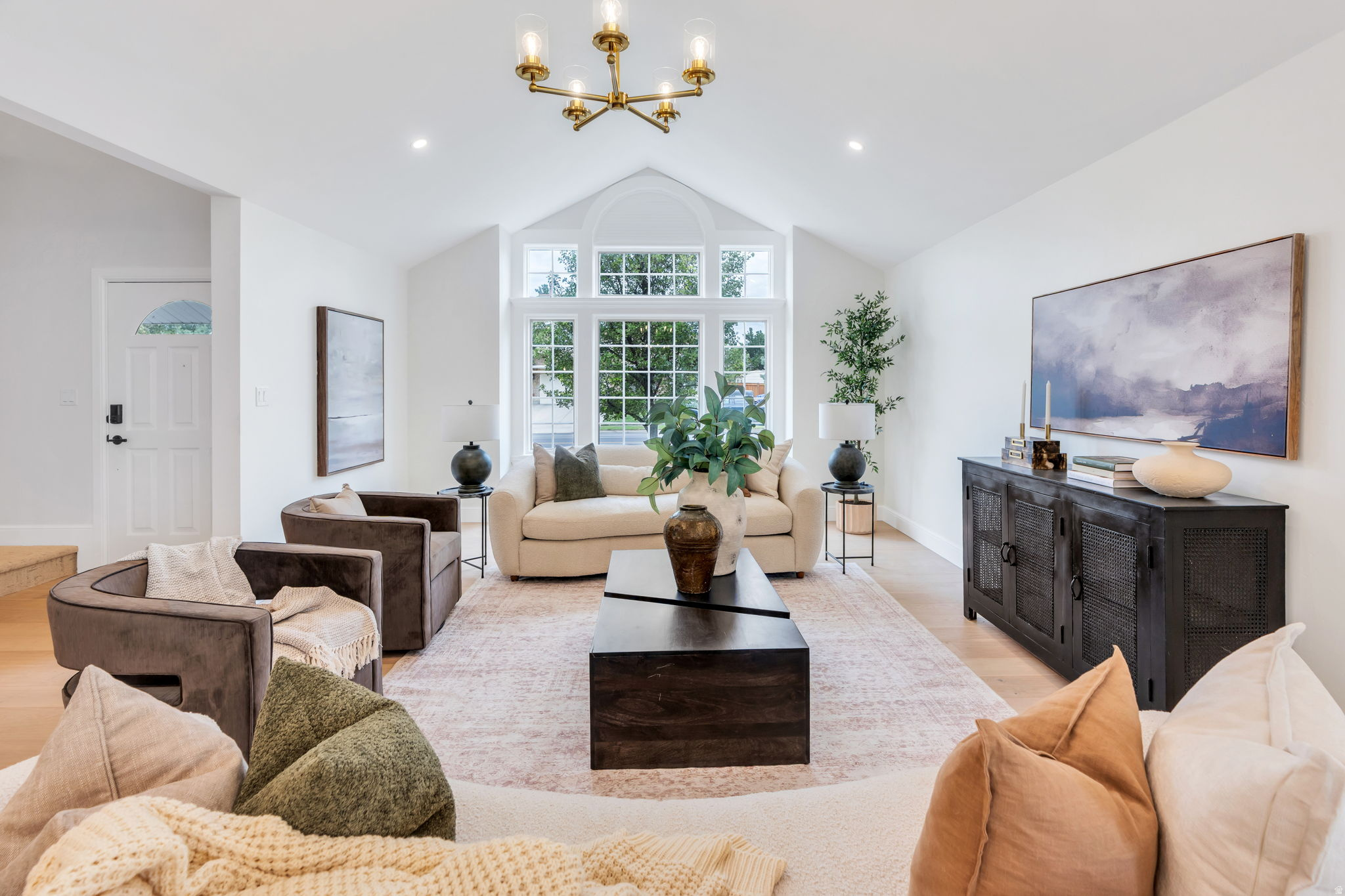BRENTON WOODS - Residential