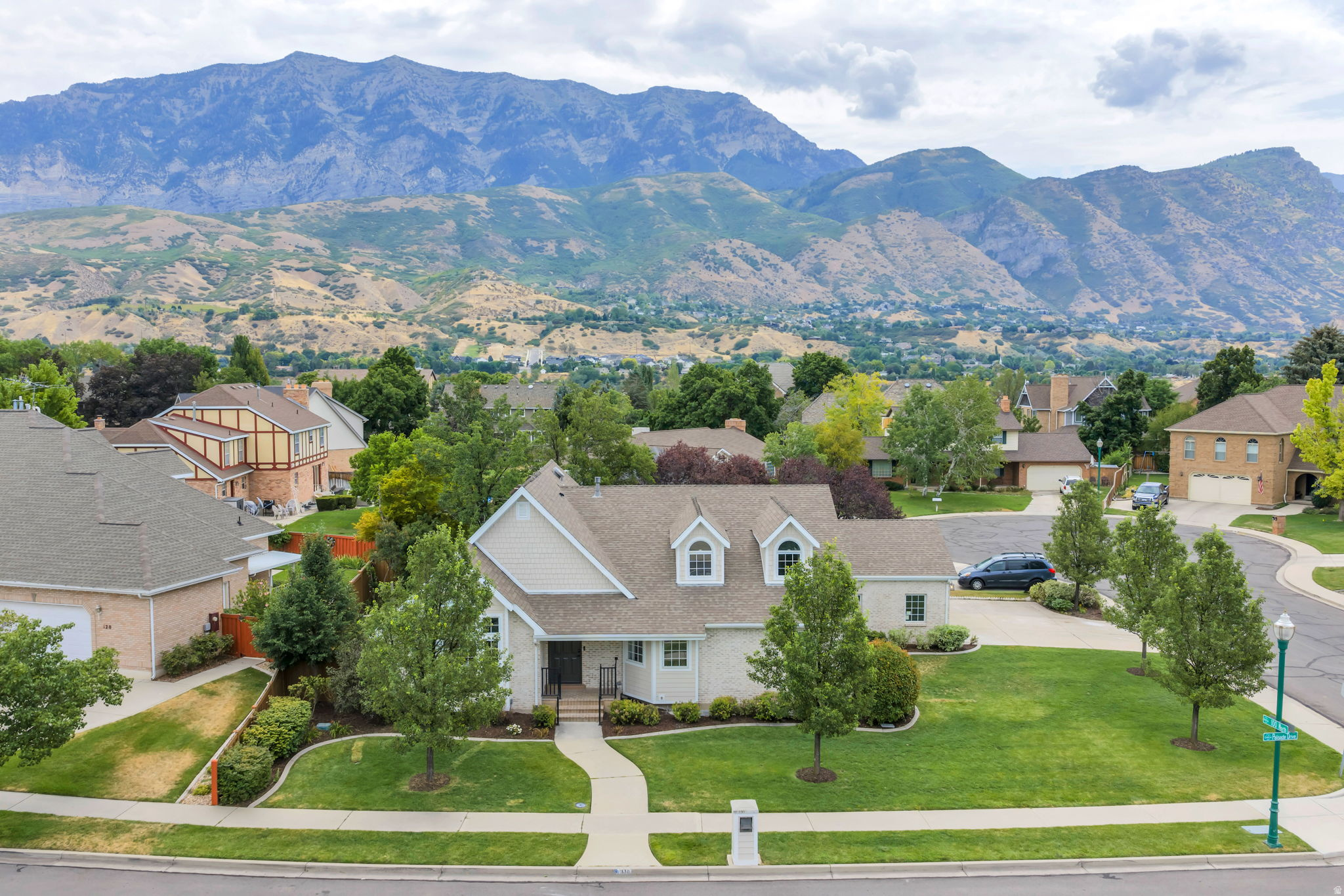 BRENTON WOODS - Residential