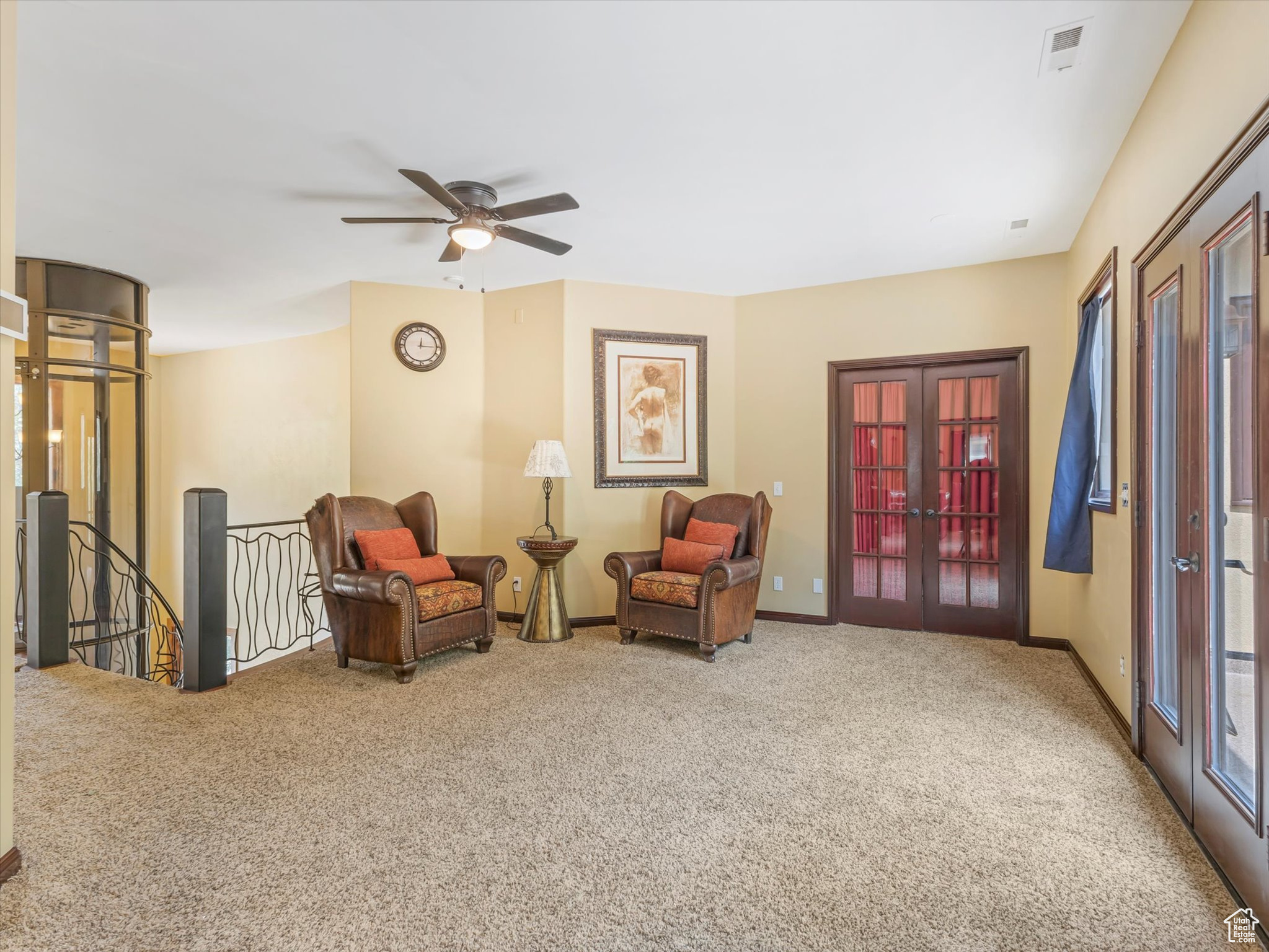 EMIGRATION PLACE - Residential