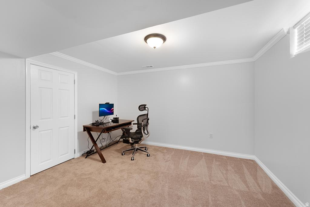 TWIN PEAKS CIRCLE - Residential