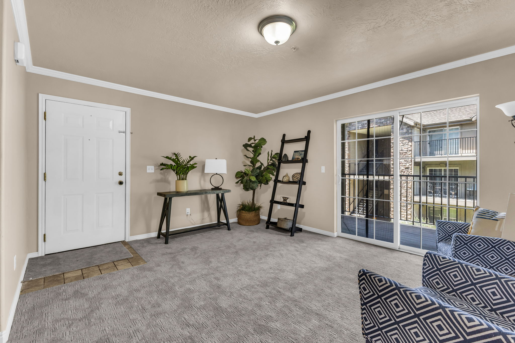 WESTBURY - Residential