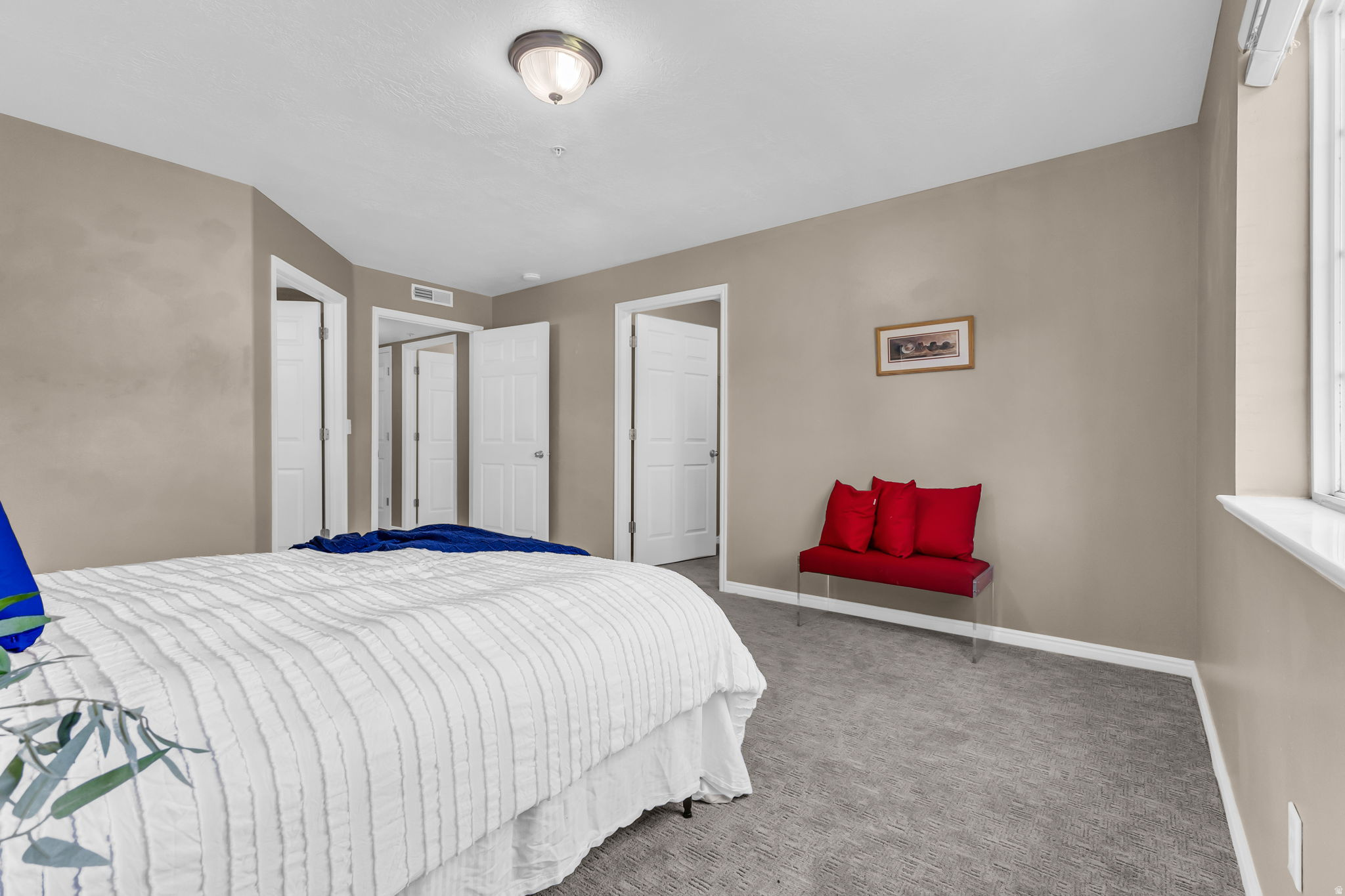 WESTBURY - Residential