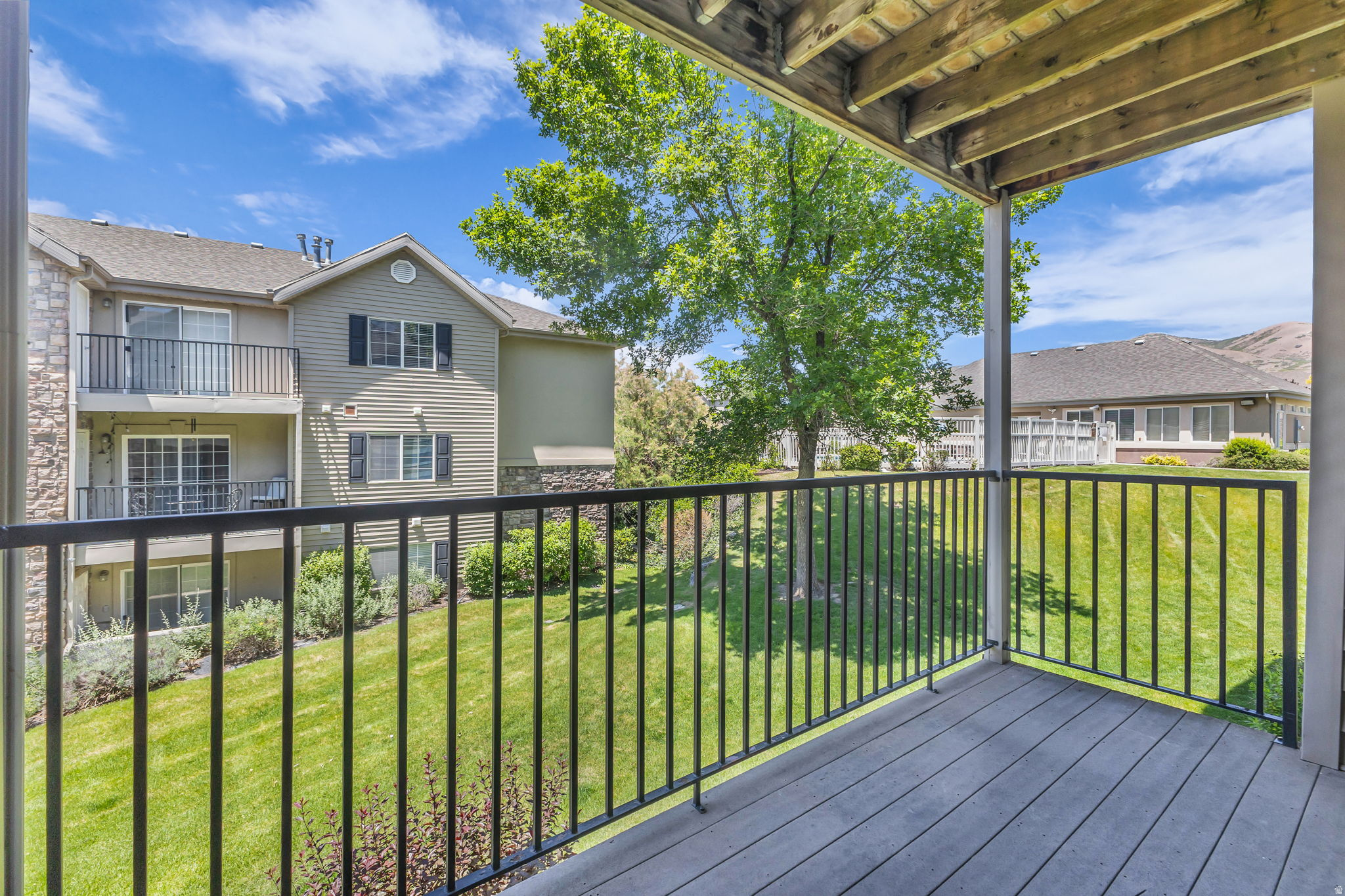 WESTBURY - Residential