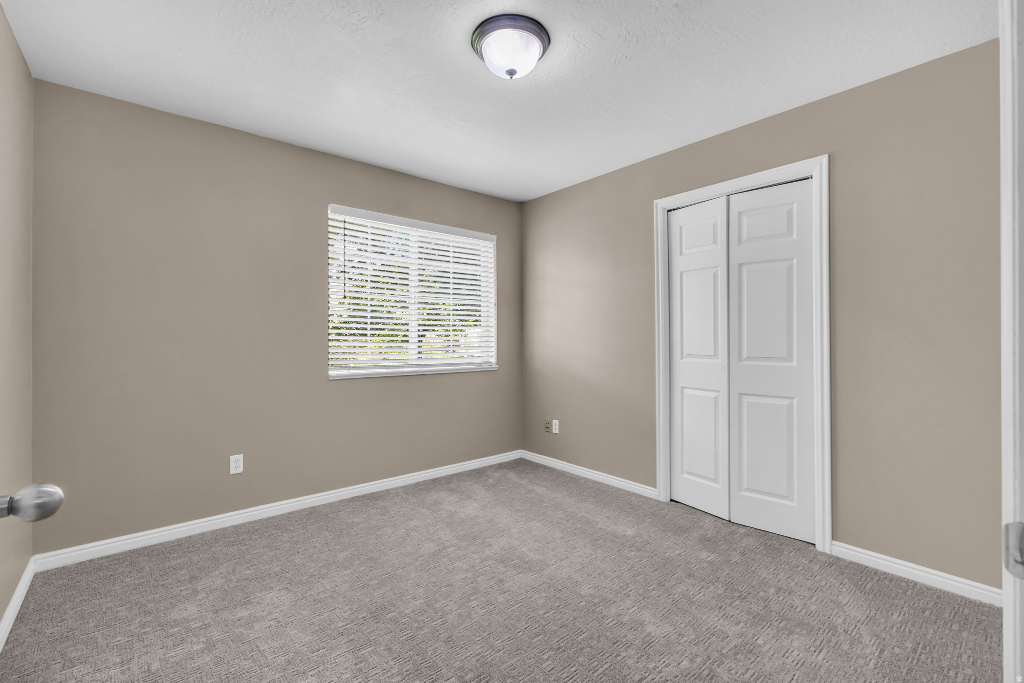 WESTBURY - Residential