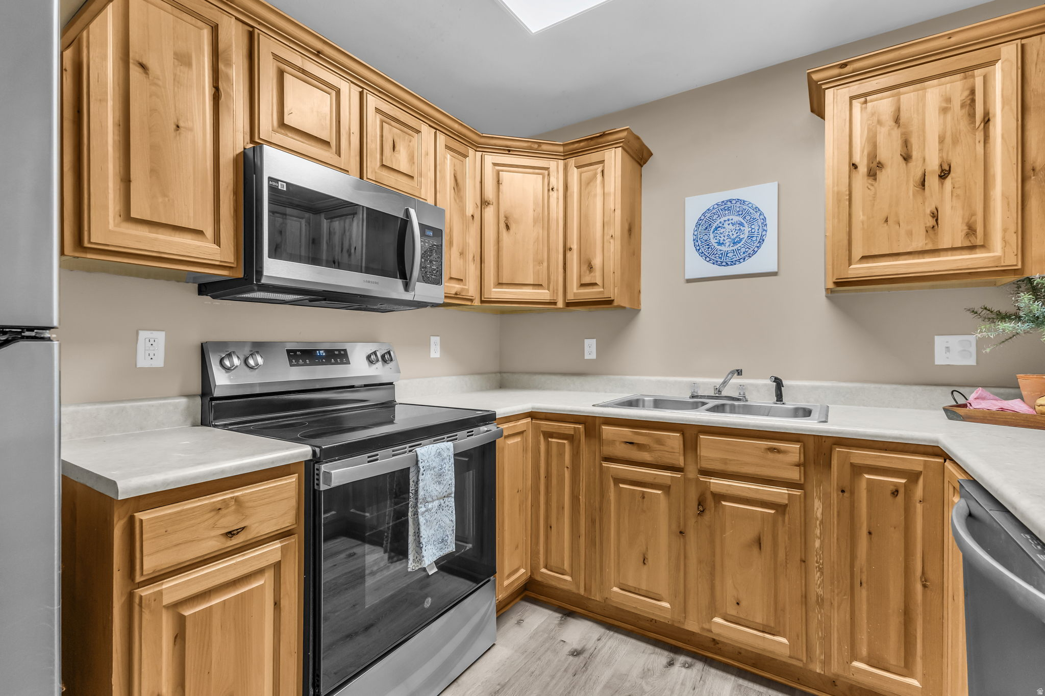 WESTBURY - Residential