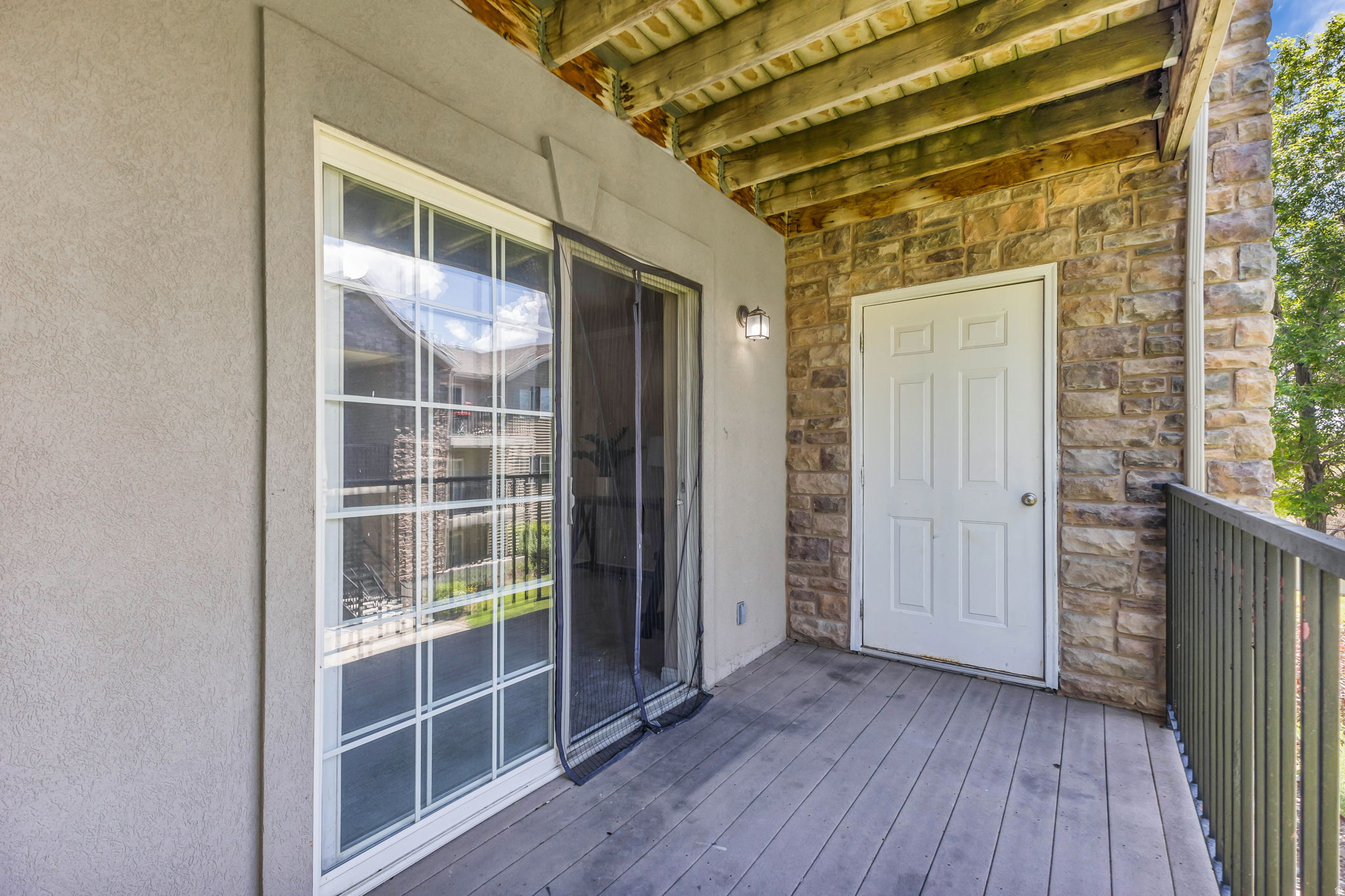 WESTBURY - Residential