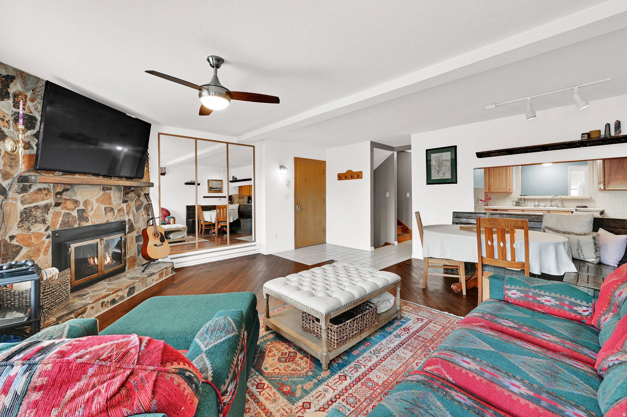 WOLF STAR - Residential