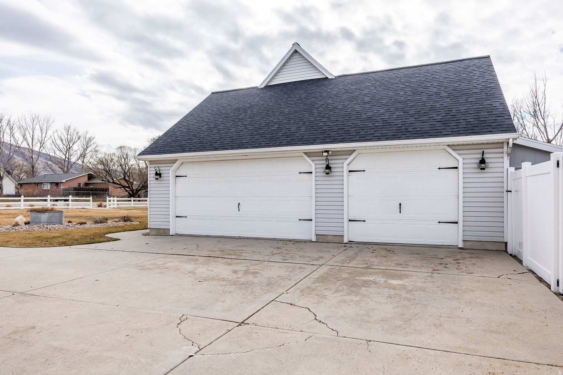 DRAPERVILLE - Residential