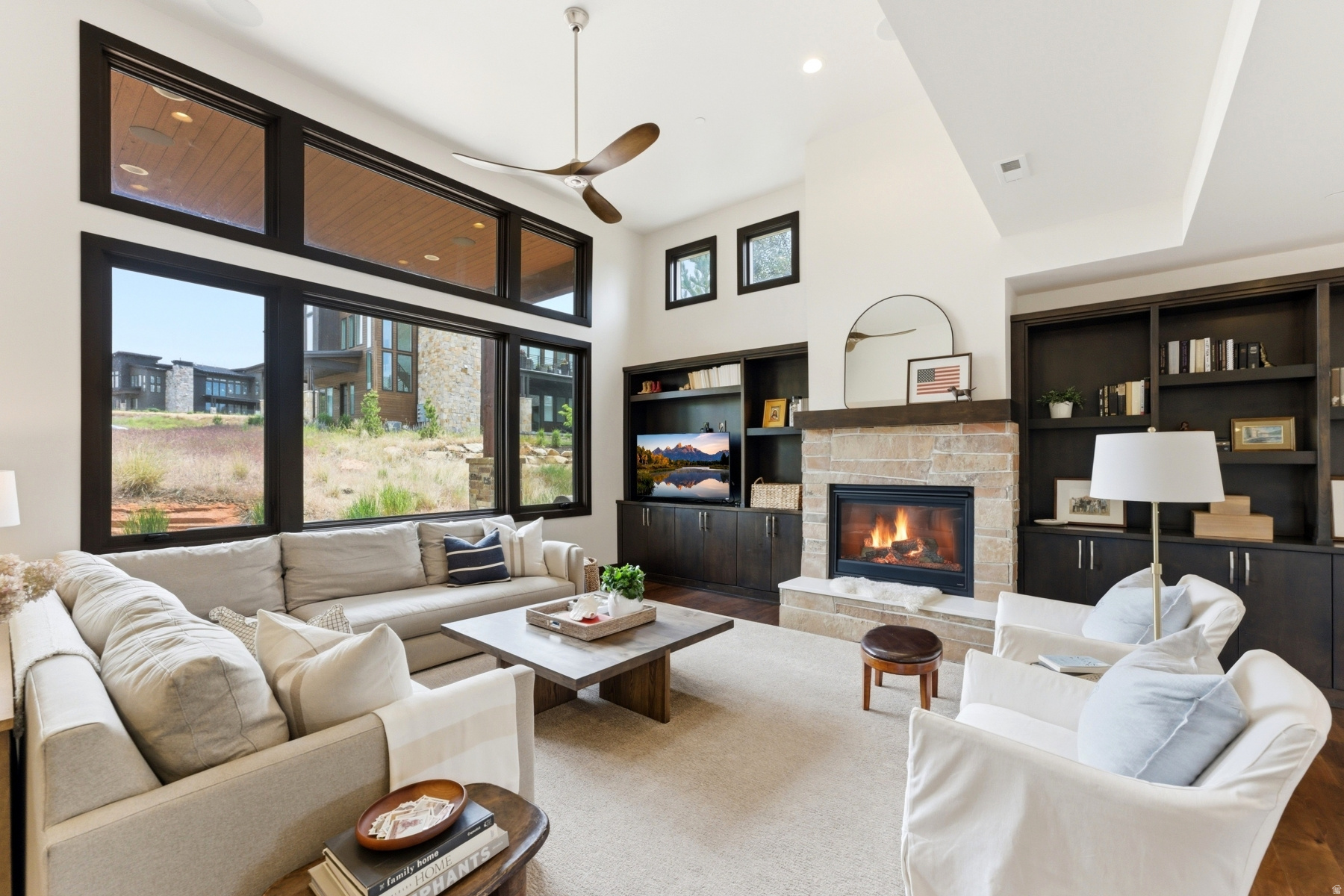 THE VILLAS AT RED LEDGES - Residential